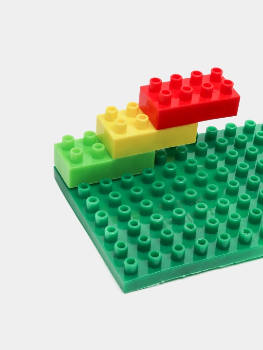 Игрушки конструктор Toy bricks