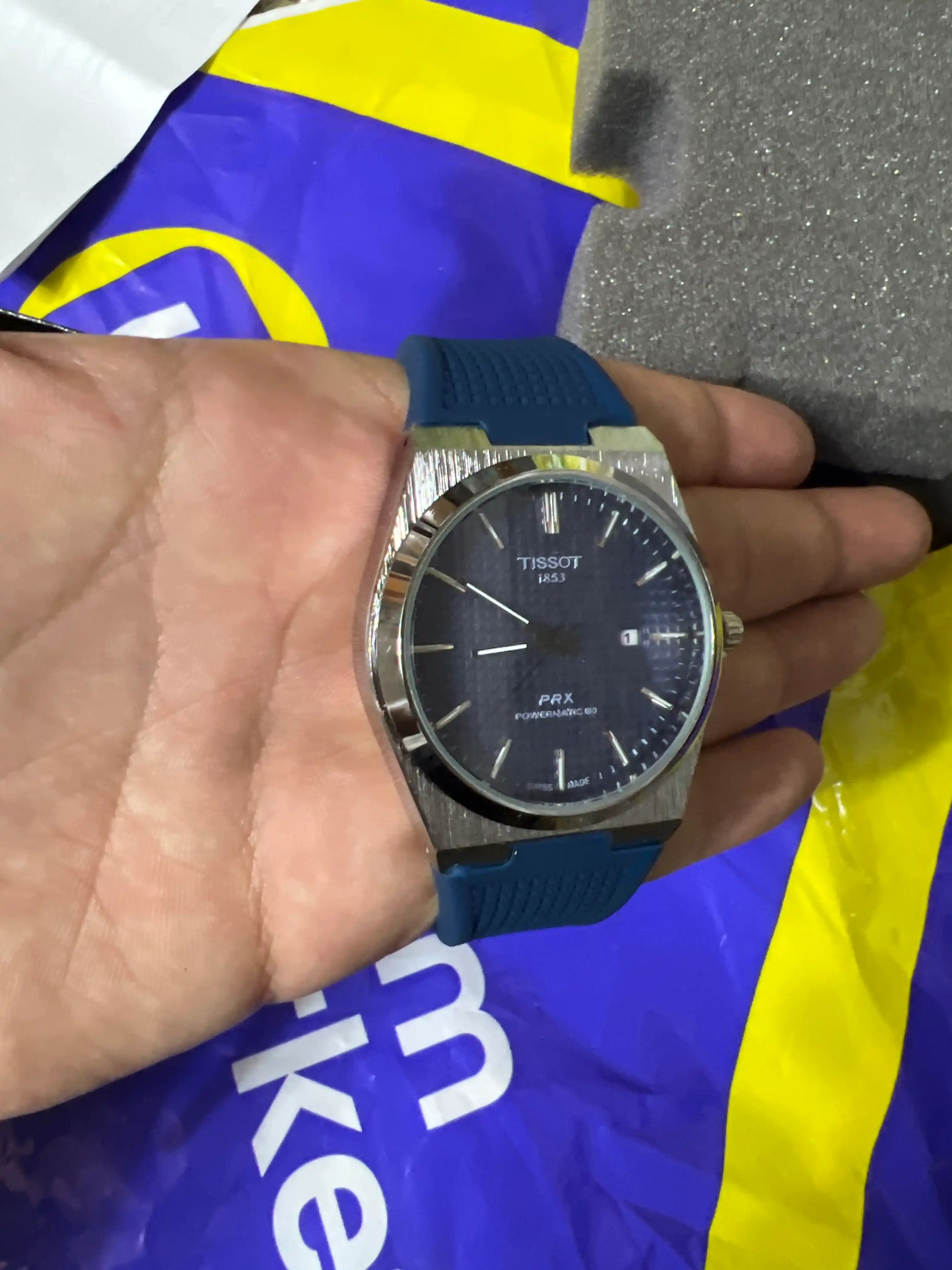 Erkaklar qo'l soati Tissot Prx, kvars mexanizmlik, sovg'a qutisida