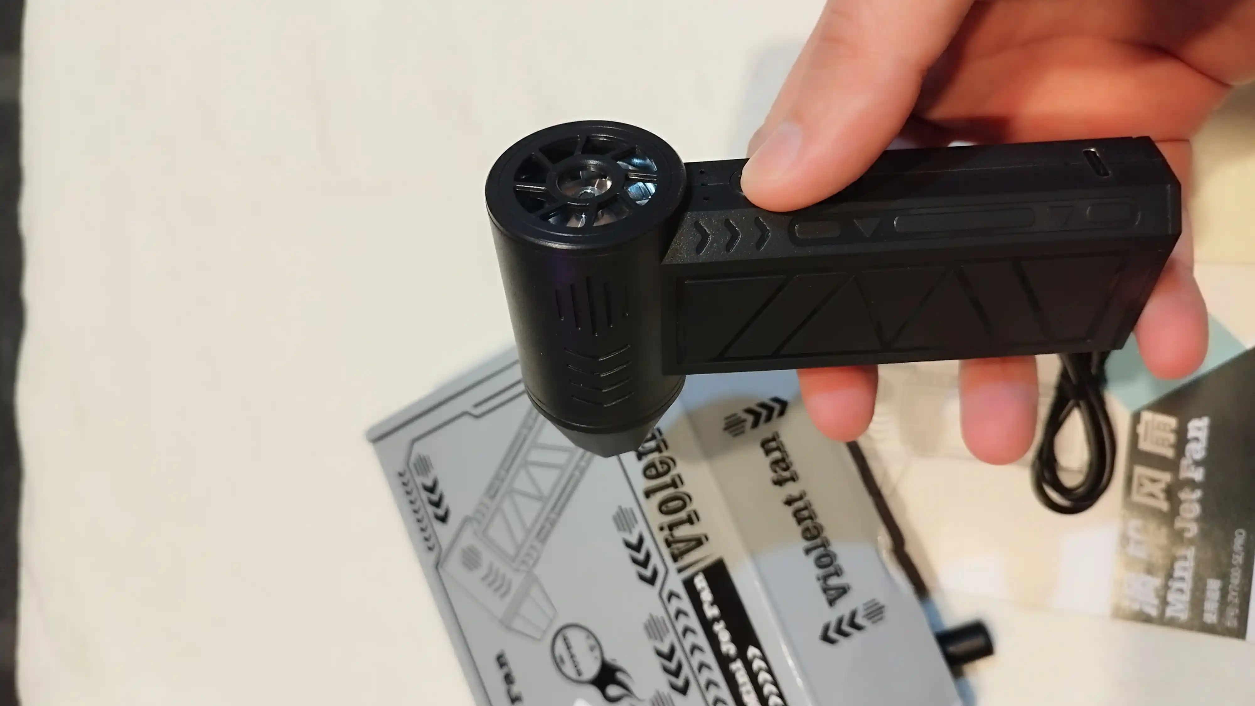 Akkumulyatorli havo puflagich turbofen, 130000 ayl/daq, Type-C, 5000 mAh