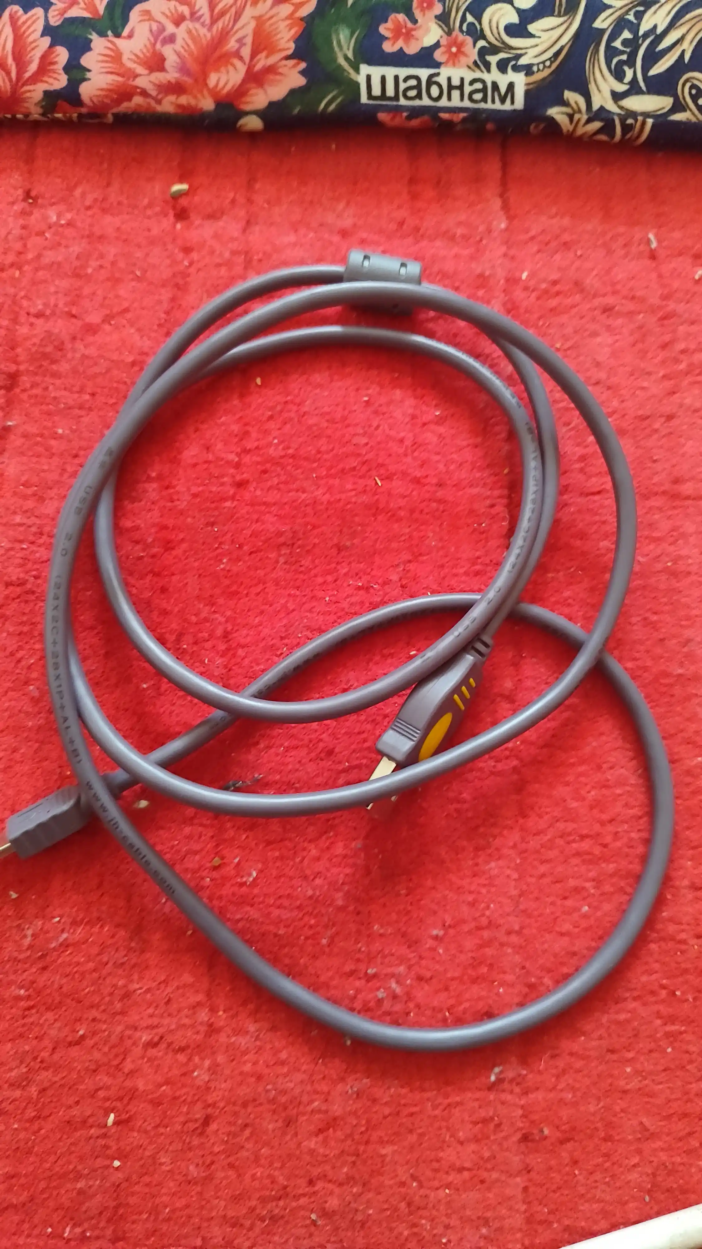 Mini USB / Micro USB / USB Type-C universal kabel quvvatlash va ma’lumot uzatish