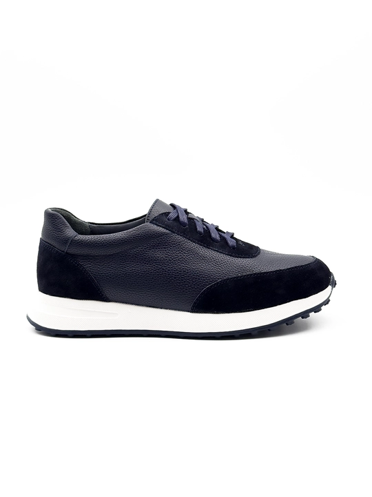 Еrkaklar krossovkalari, kuz uchun, qulay, charm, 39-43