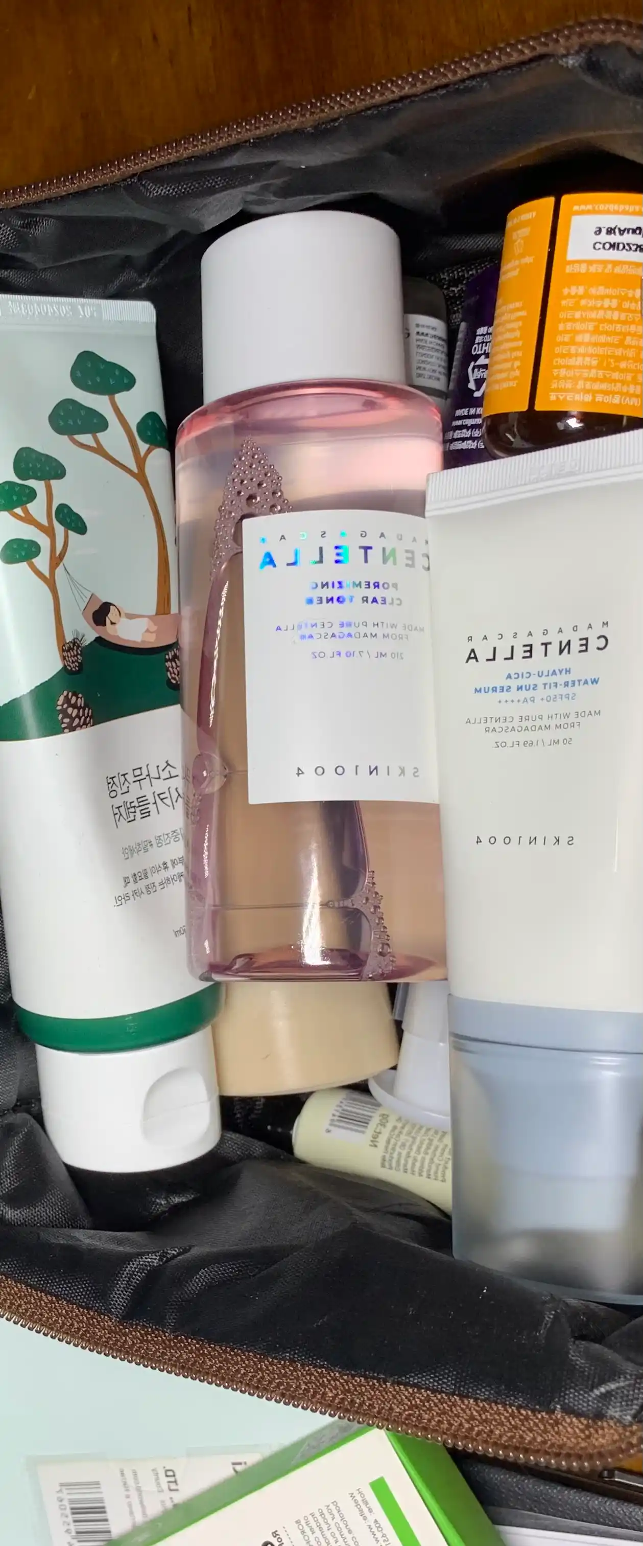 Тонер для сужения пор SKIN1004 Madagascar Centella Poremizing, 210 мл