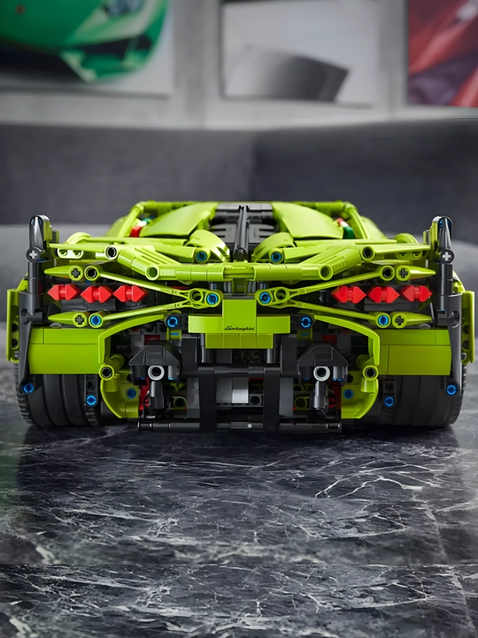 Formula 1 poyga mashinasi konstruktori, katta model 1:8 Technic, LEGO bilan mos keladi