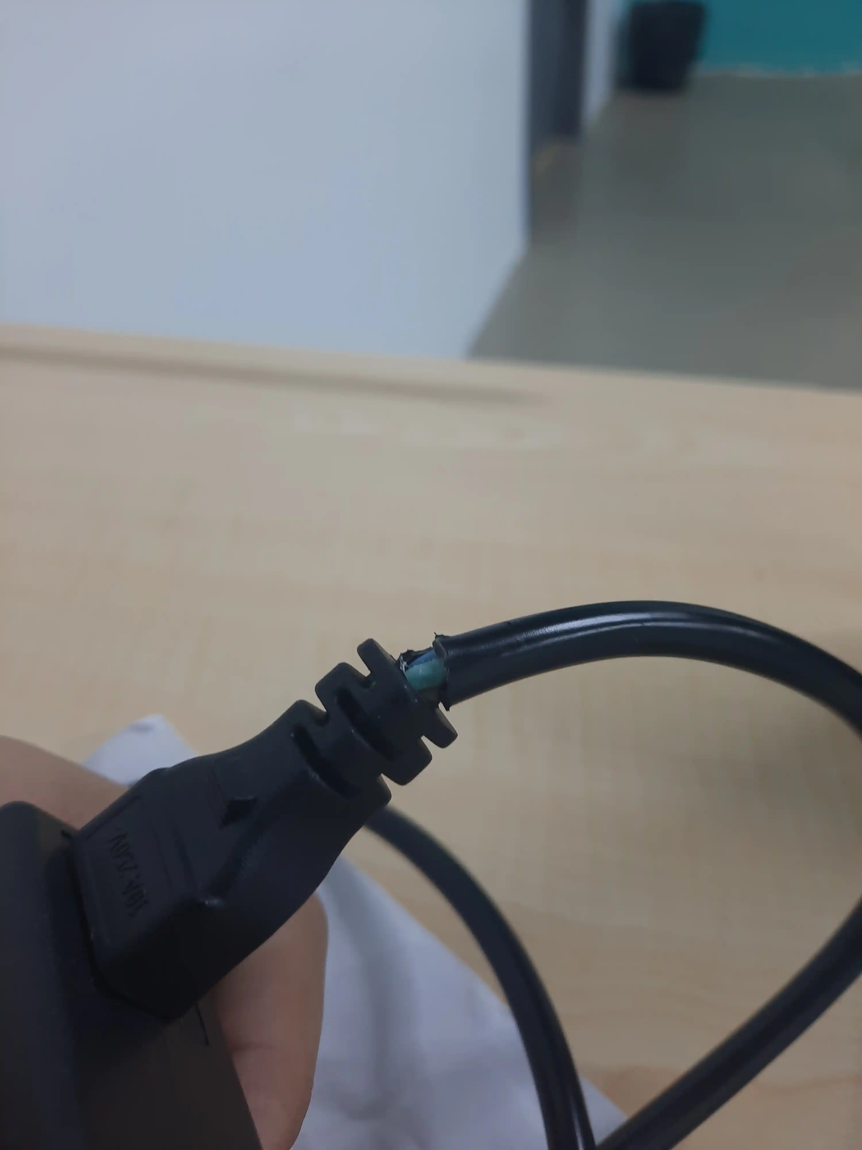 Кабель питания для ноутбука, с заземлением, 1.5 м, IEC C5, 3 pin