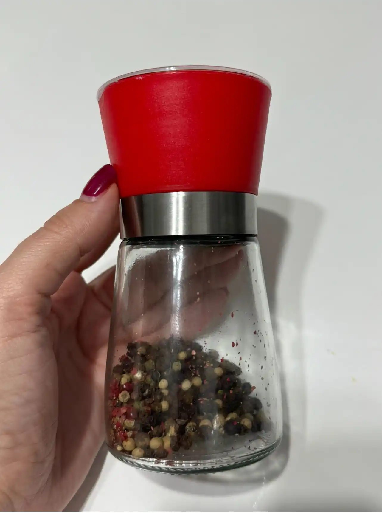 Yog‘och, plastmassa tegirmon, ziravorlar maydalagich, qalampir, tuzdon, banka