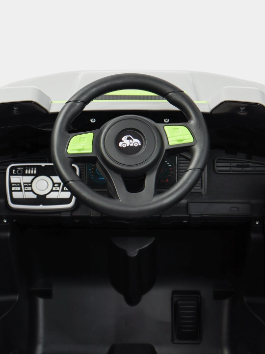 Детский электро-автомобиль с пультом, на аккумуляторе