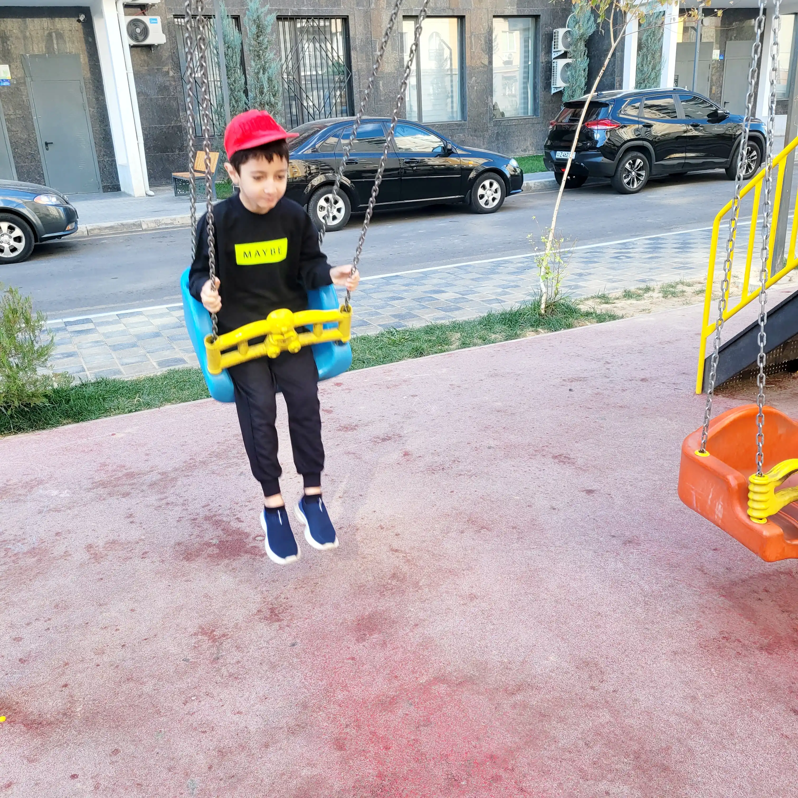 O'g'il bolalar uchun bahorgi sport kiyimlari to'plami, bosma naqshli