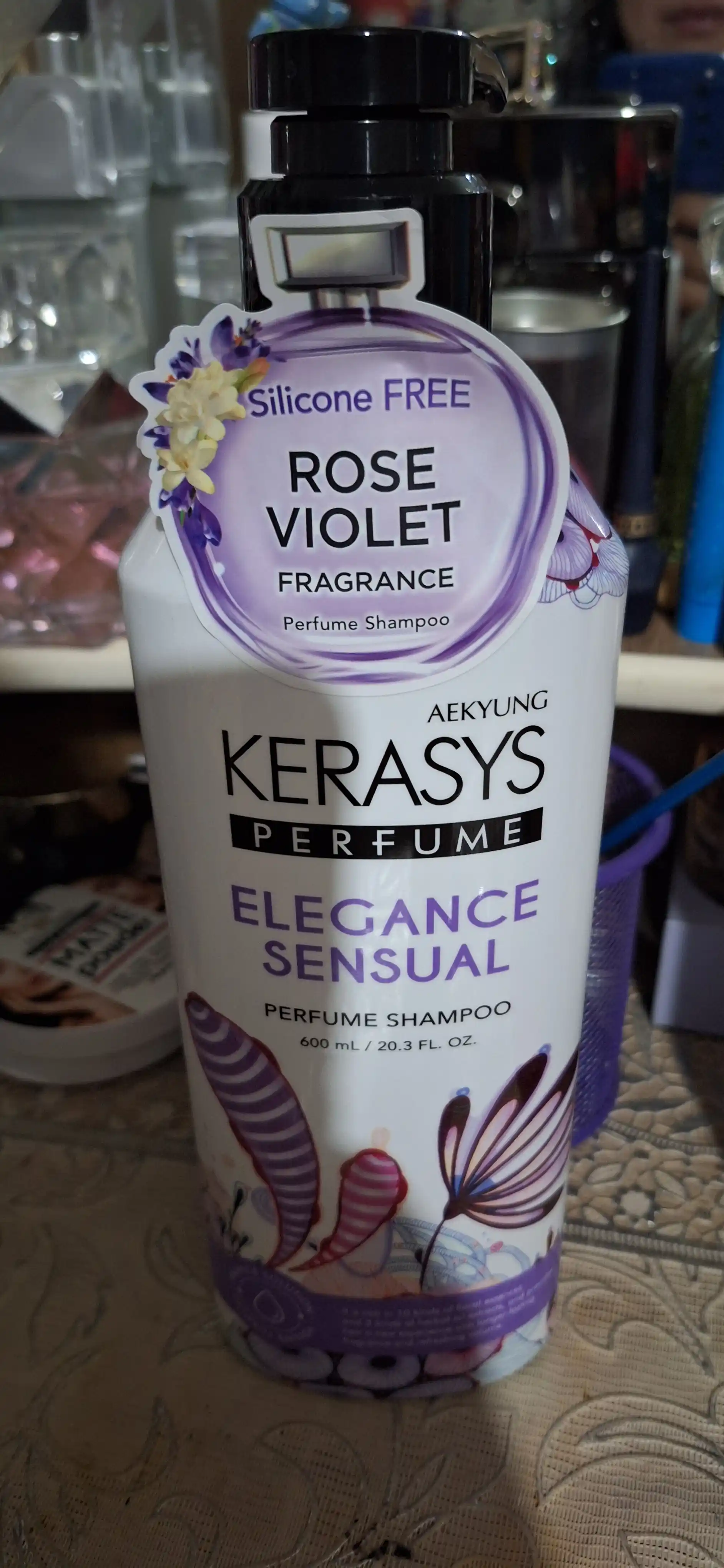 Kerasys Perfume Elegance&Sensual hajmli, xushbo‘y hidli shampuni, 600 ml