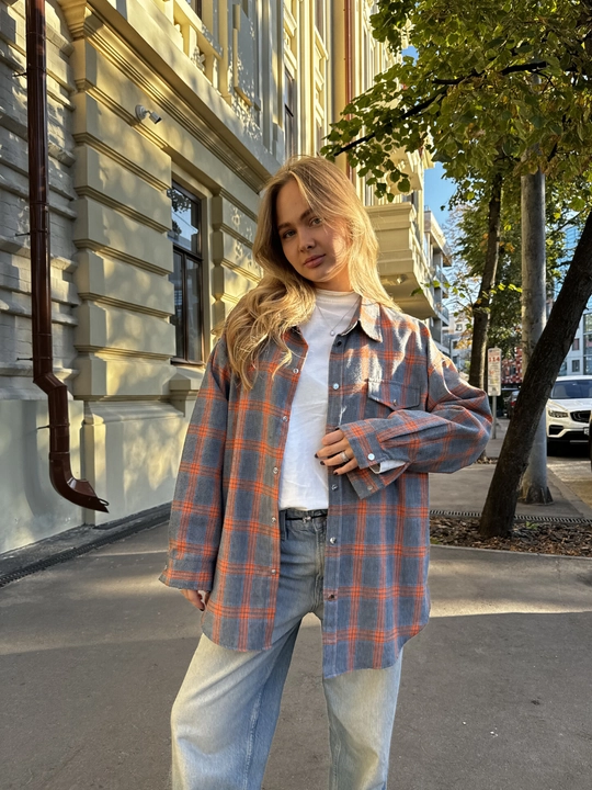 Женская плотная рубашка оверсайз в клетку, с длинным рукавом