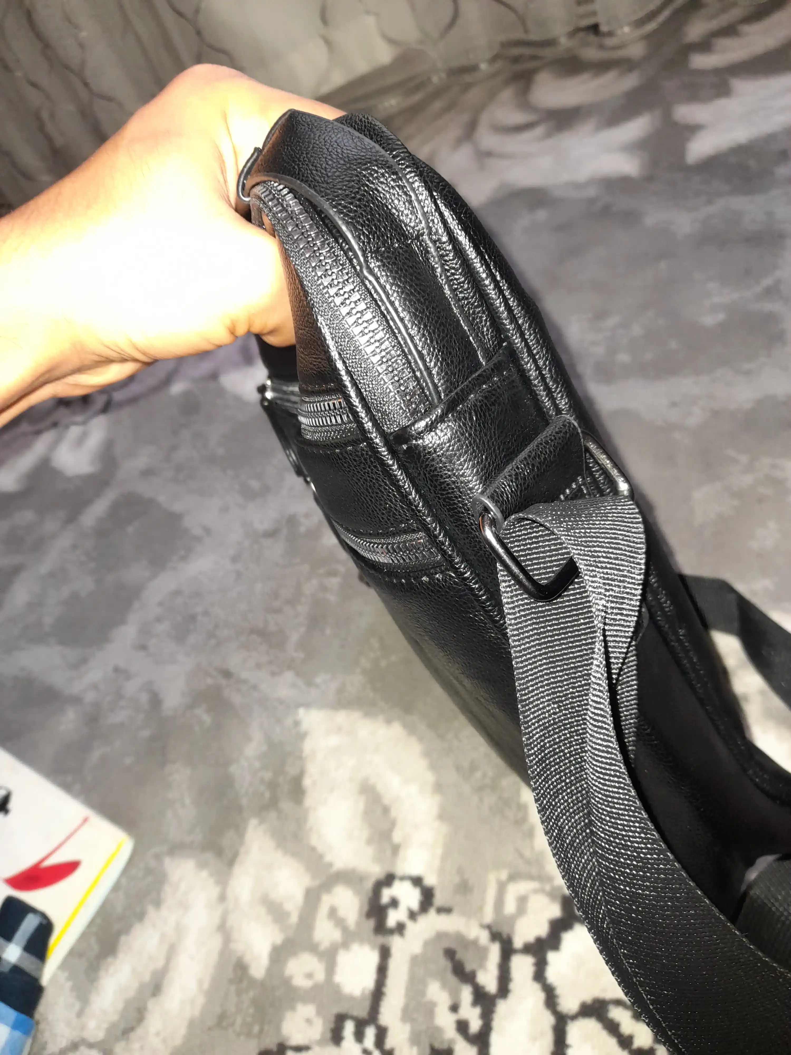 Erkaklar uchun eko charm sumka