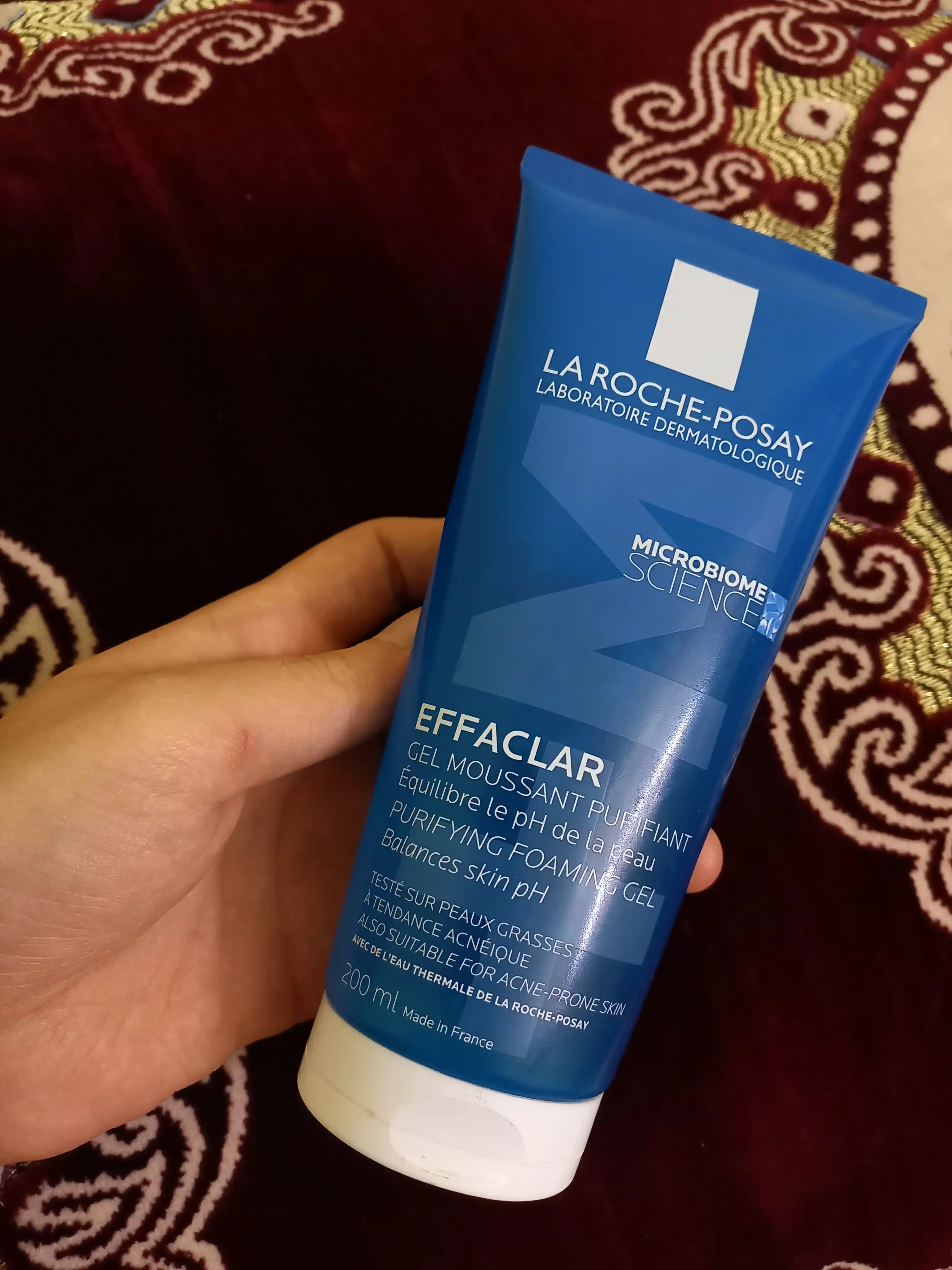 Гель очищающий LA ROCHE-POSAY EFFACLAR, пенящийся для чувствительной жирной кожи лица и тела, 200 мл