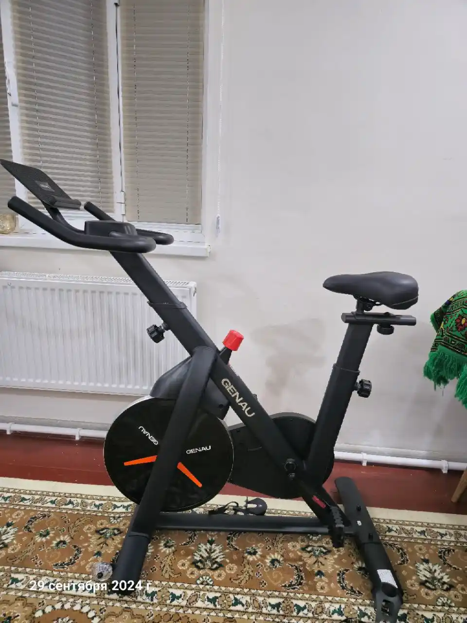 Велотренажер Genau Zest Pro C6, максимальный вес пользователя 150 кг SB1-02A