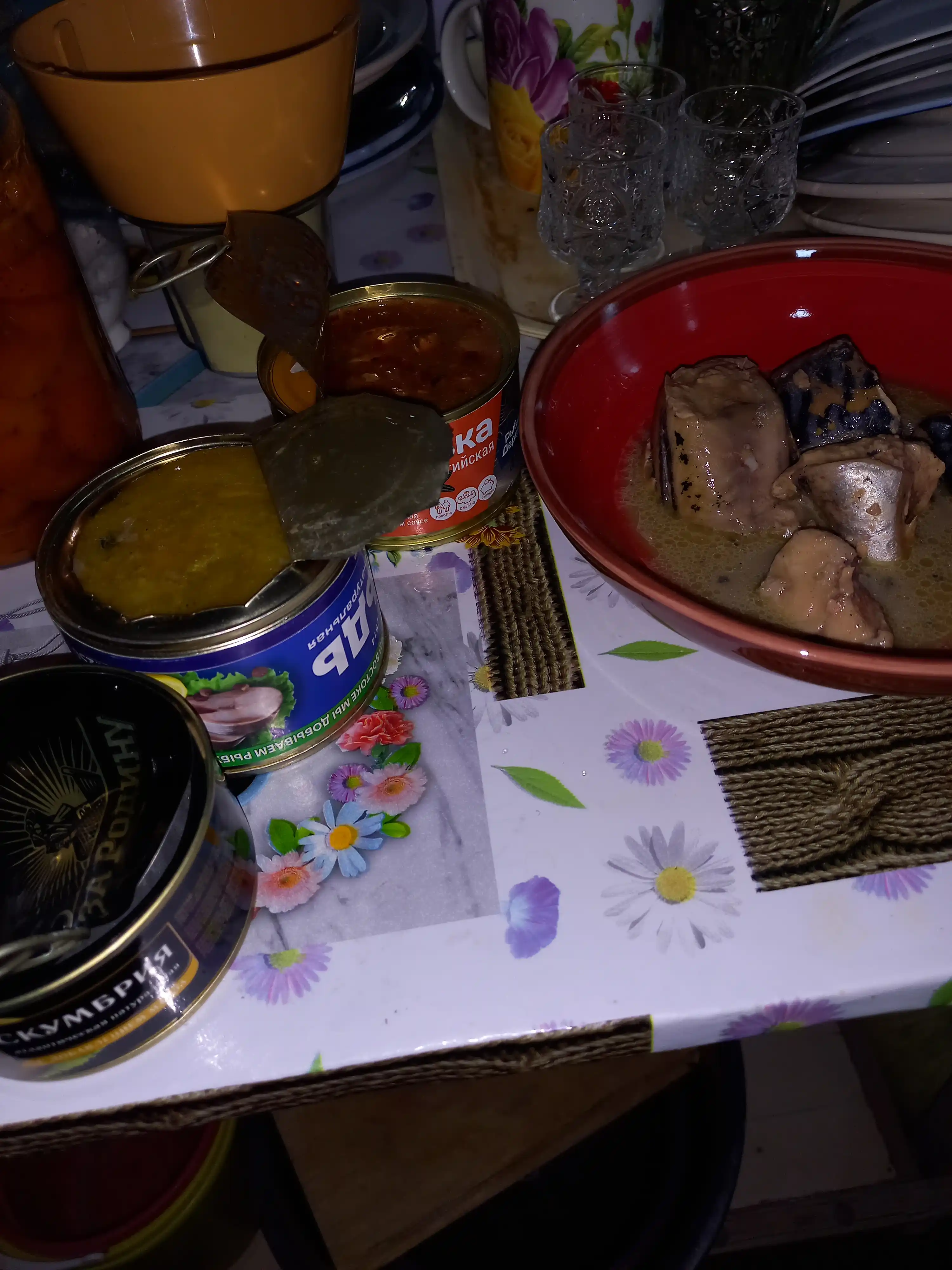Atlantika tabiiy skumbriyasi Za Rodinu, yog'da, 185 gr