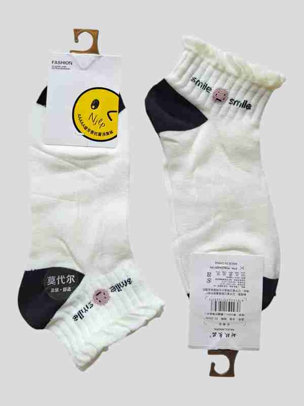 Qizni molxonada sikishadi Larisa Udovichenko ishtirokidagi porno video