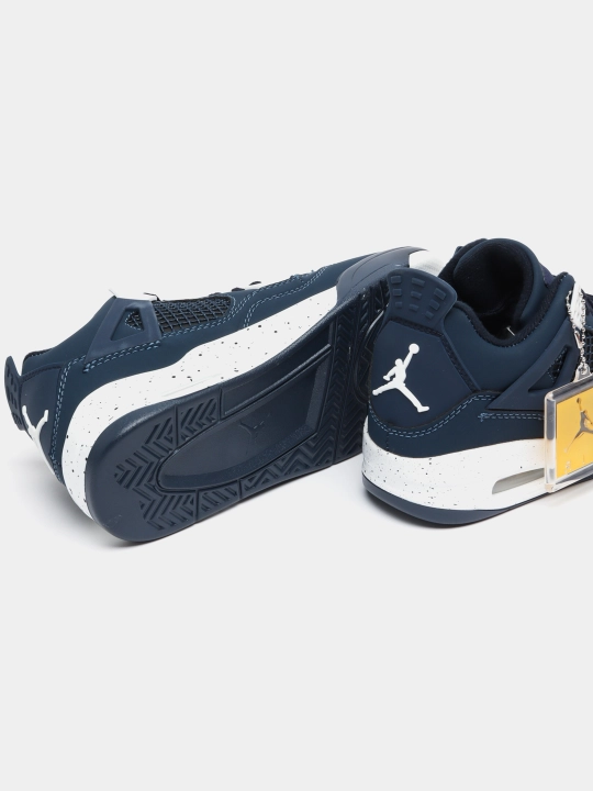 Erkaklar uchun krossovkalar Air jordan, bahor va yoz uchun