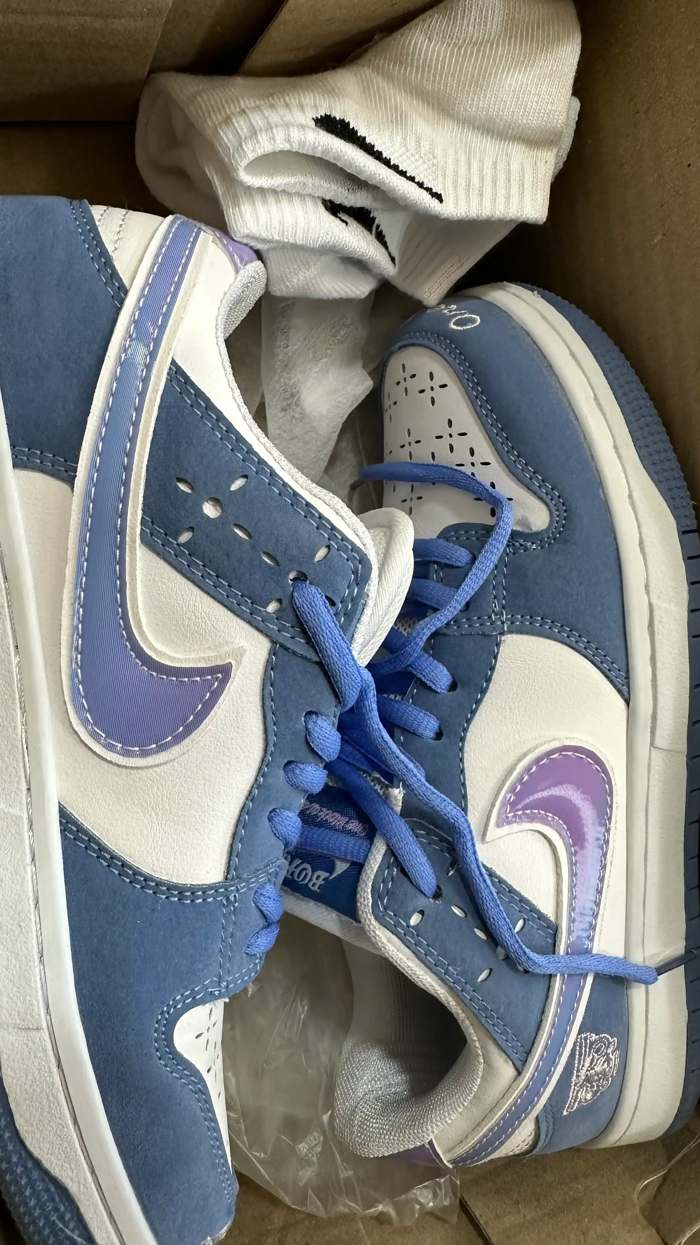 Ayollar uchun Nike SB Dunk Low krossovkalari,sport uslubida, o‘smirlar uchun ham mos,35–40