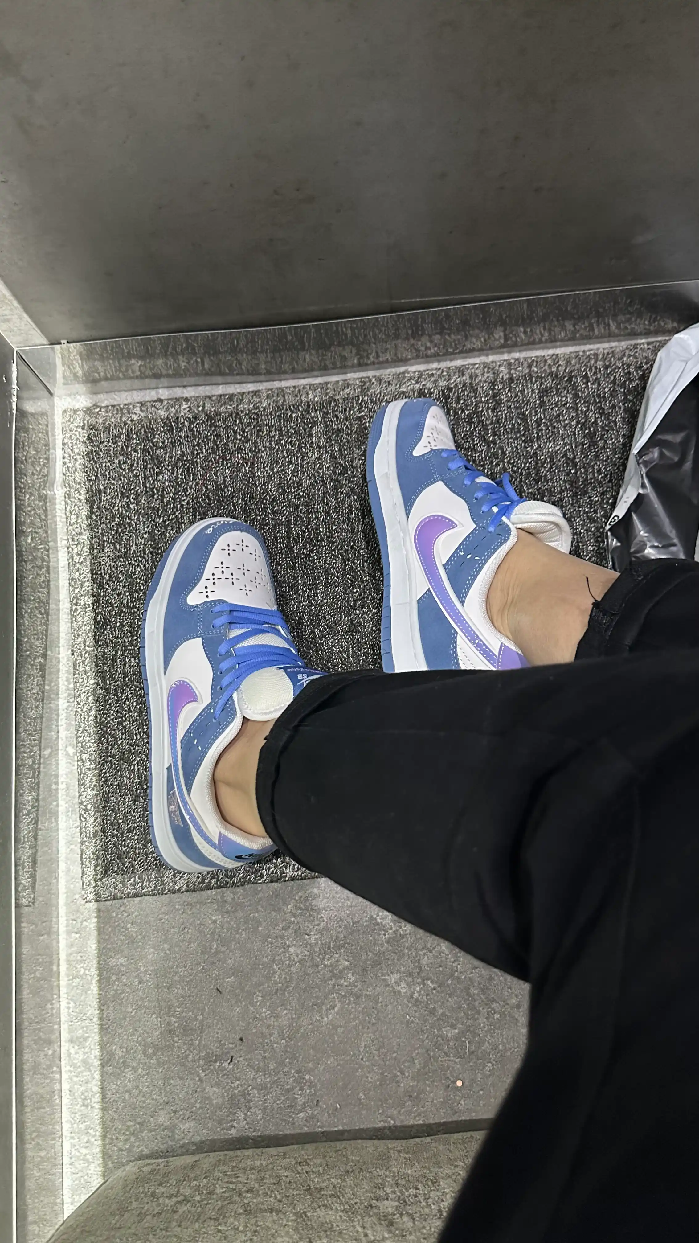 Ayollar uchun Nike SB Dunk Low krossovkalari,sport uslubida, o‘smirlar uchun ham mos,35–40