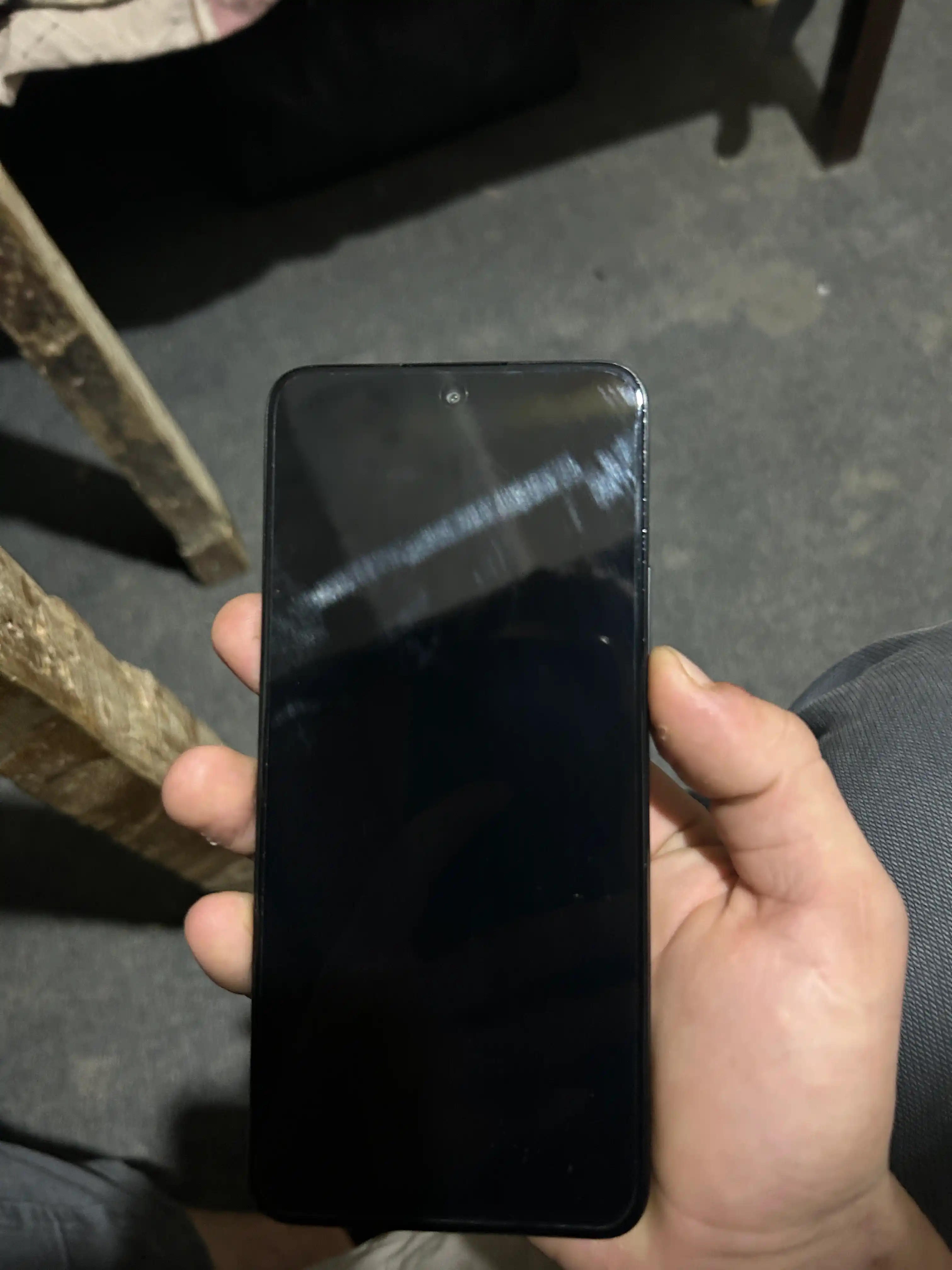 Smartfon Honor X7b 8/128GB, 6/256GB, katta 6.8 FullHD+ ekran, LTE