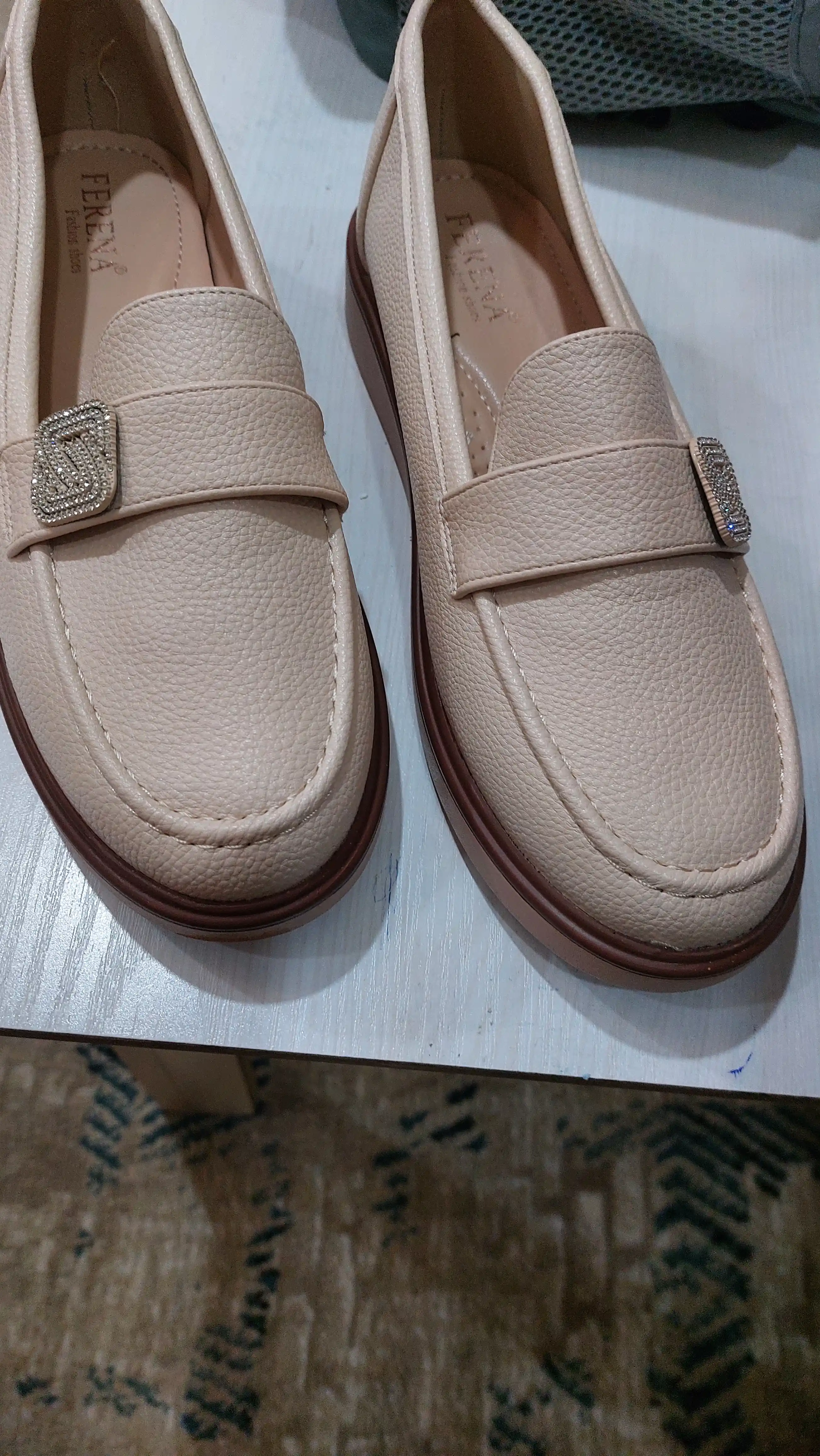Женские мокасины