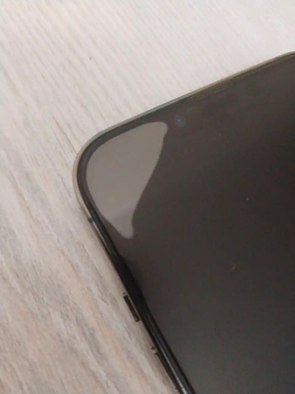 Защитное стекло 9D для iPhone 15/14/13 Pro/Pro Max, без отражения