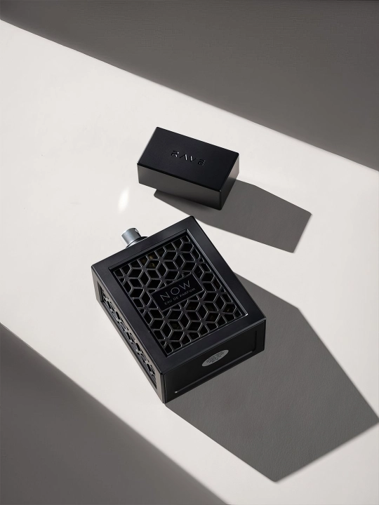 Parfyum suvi NOW Black erkaklar uchun Lattafa Rave UAE, 100 ml