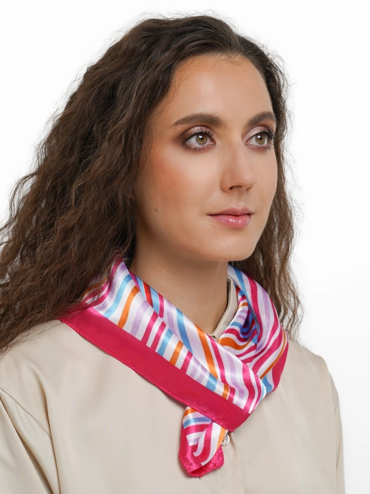 Ayollar ro'molchasi bosh yoki bo'yin uchun, kvadrat bosma bandana, atlas palantin