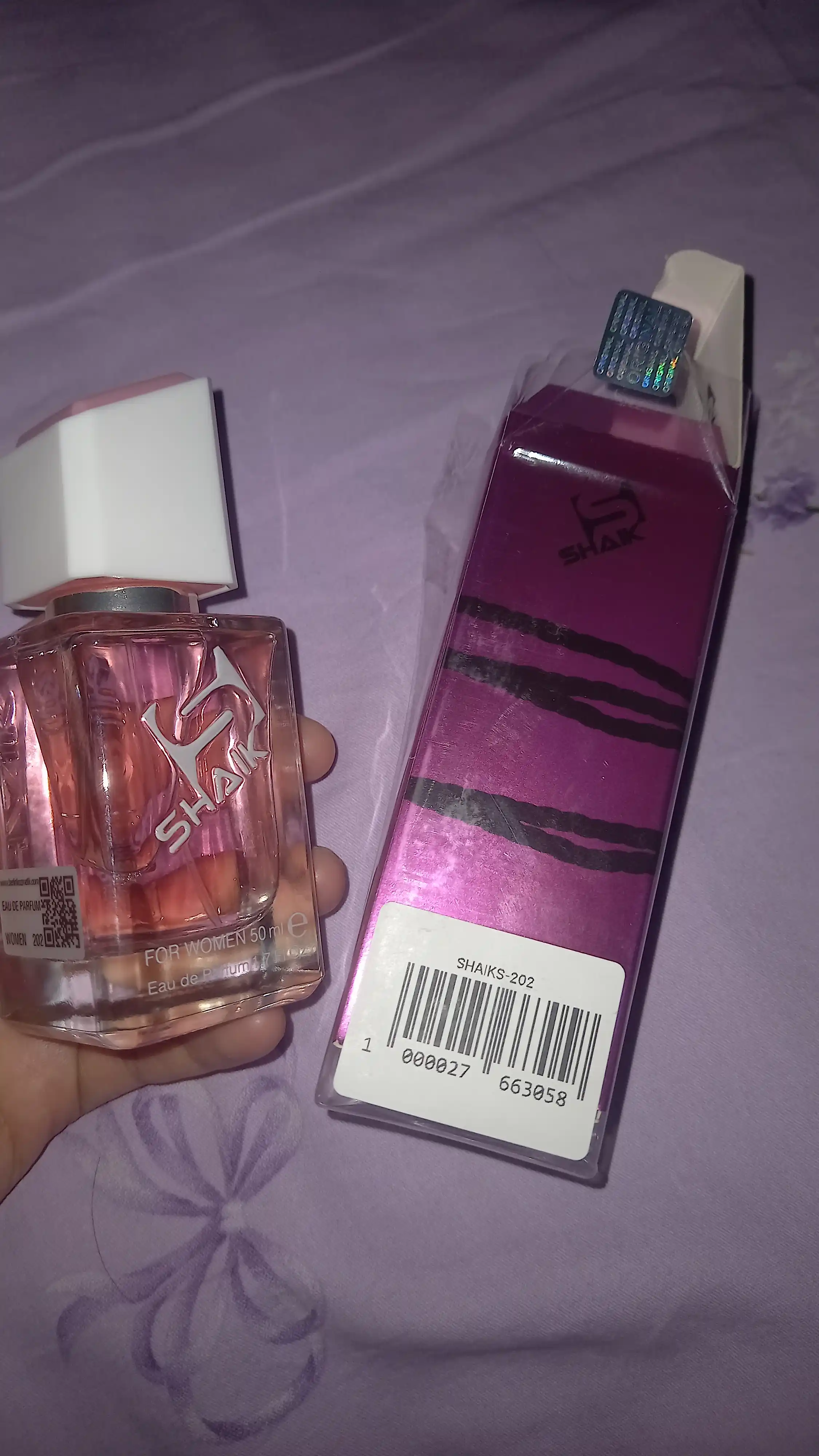 Parfyumlangan suv SHAIK 202, Victoria's Secret Bombshell, ayollar uchun atir, 50 ml