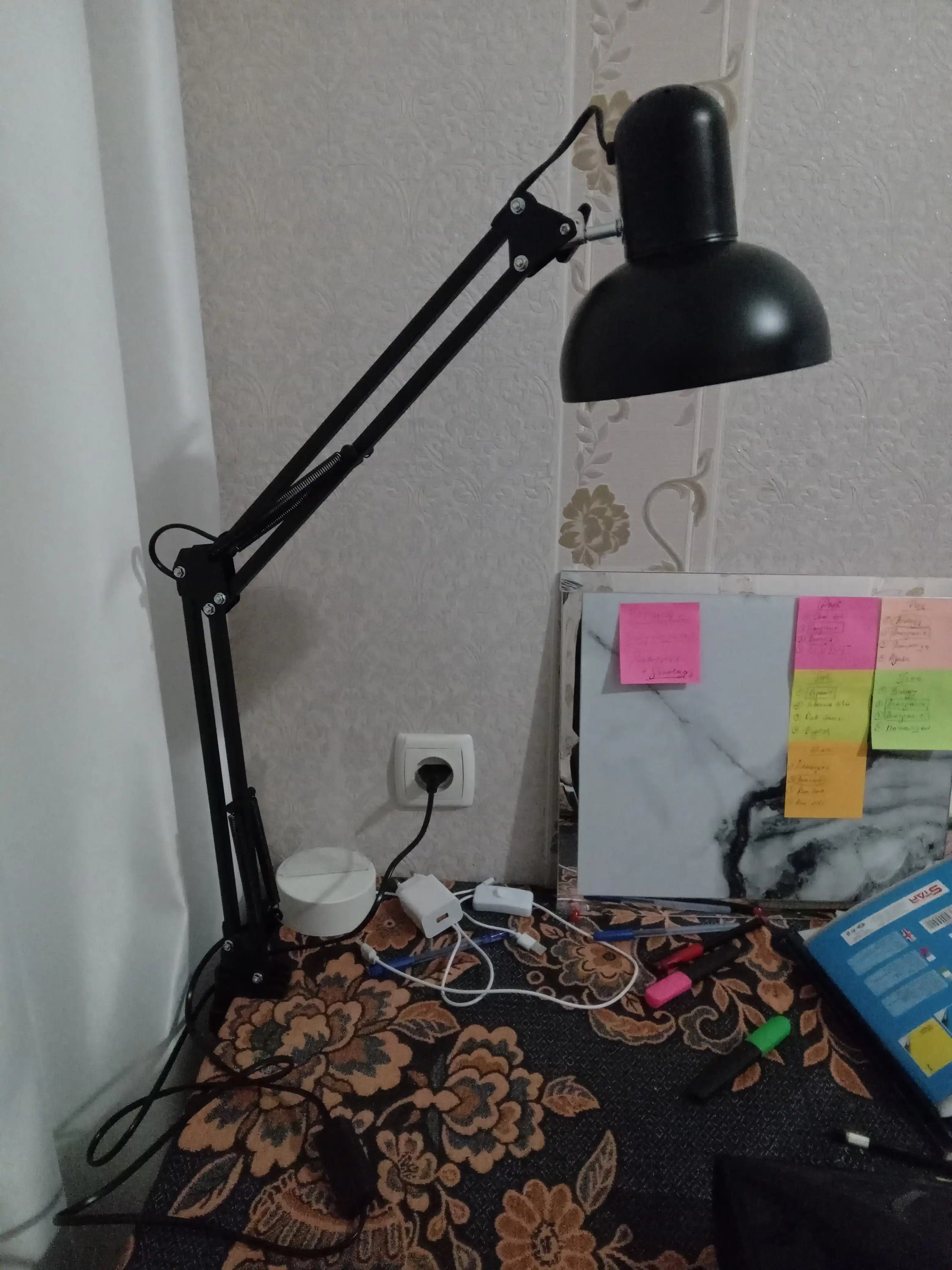 Pixar stol chirog'i, ofis, manikyur, kitob o'qish uchun chiroq + zajim