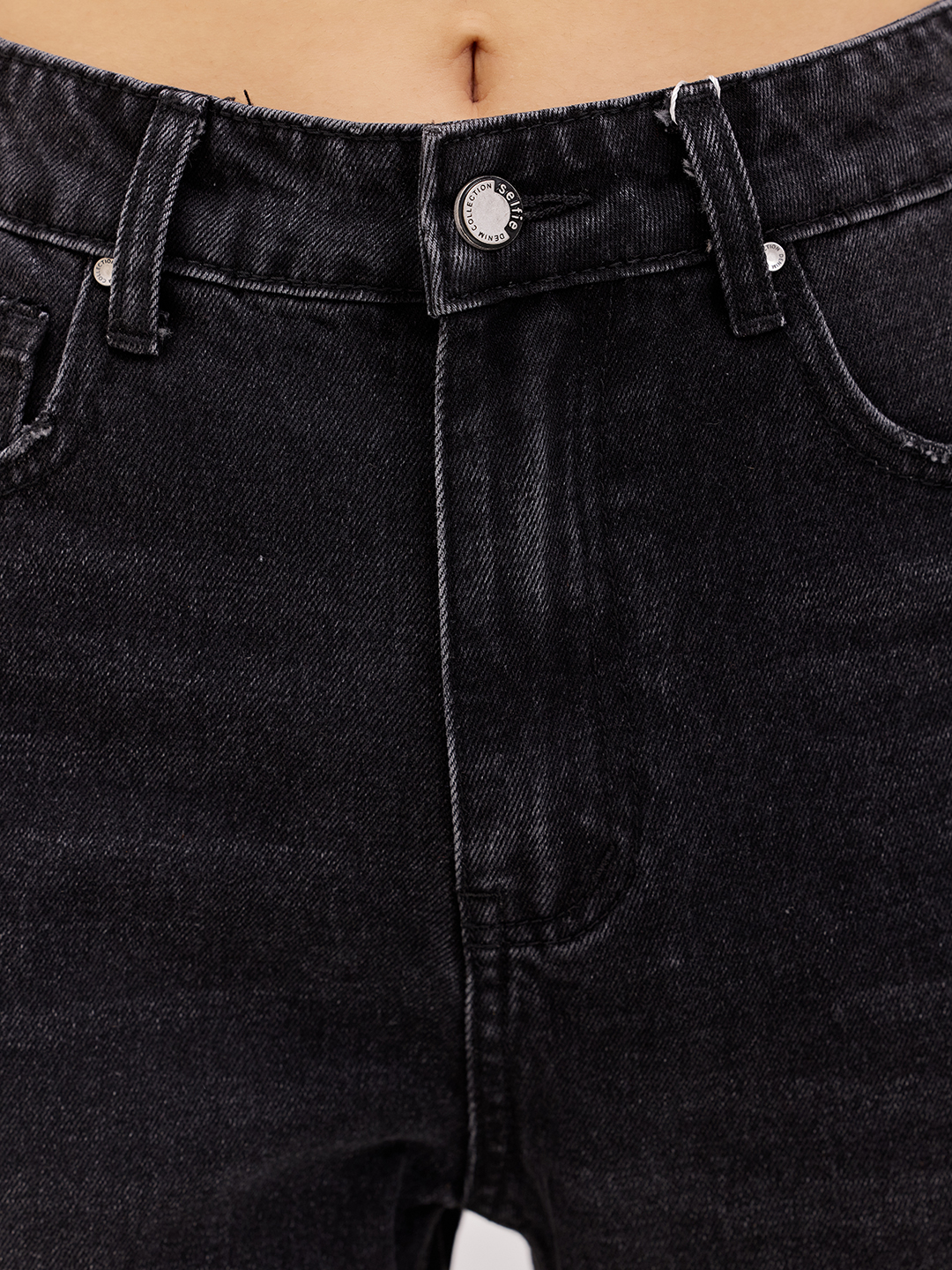 Jinsiy qora ayol fotosurati Jinsiy qora ayol fotosurati