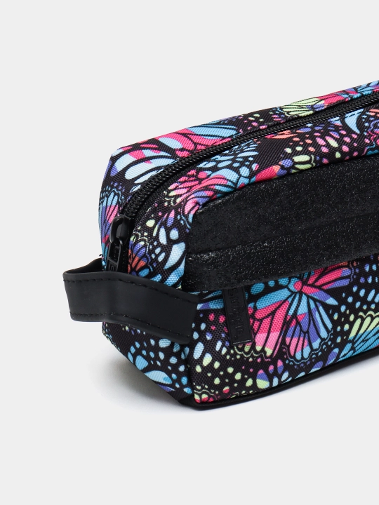 Maktab qalam qutisi Smiggle