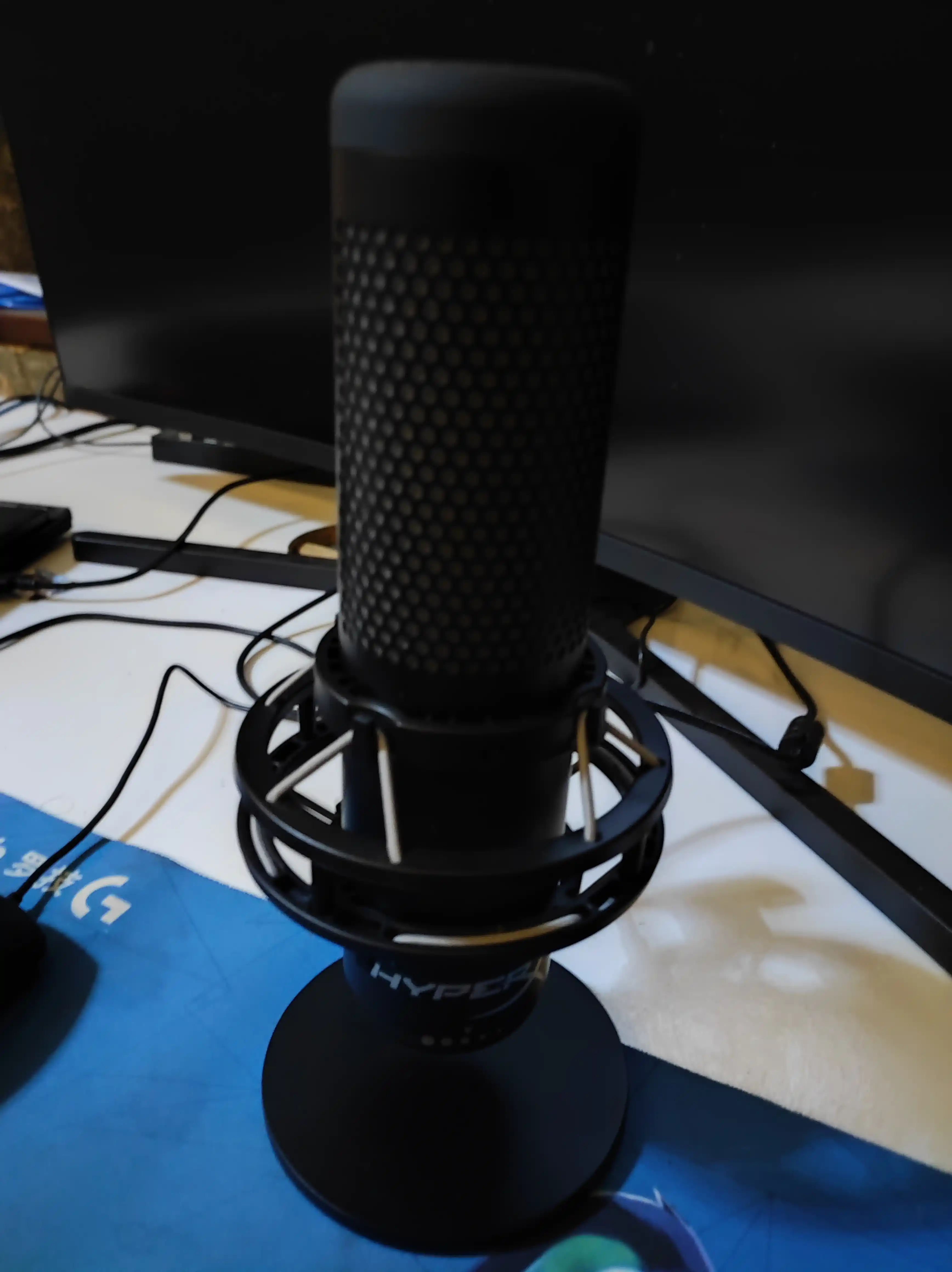 HyperX QuadCast S RGB Strimerlar va kontent yaratuvchilar uchun mikrofon