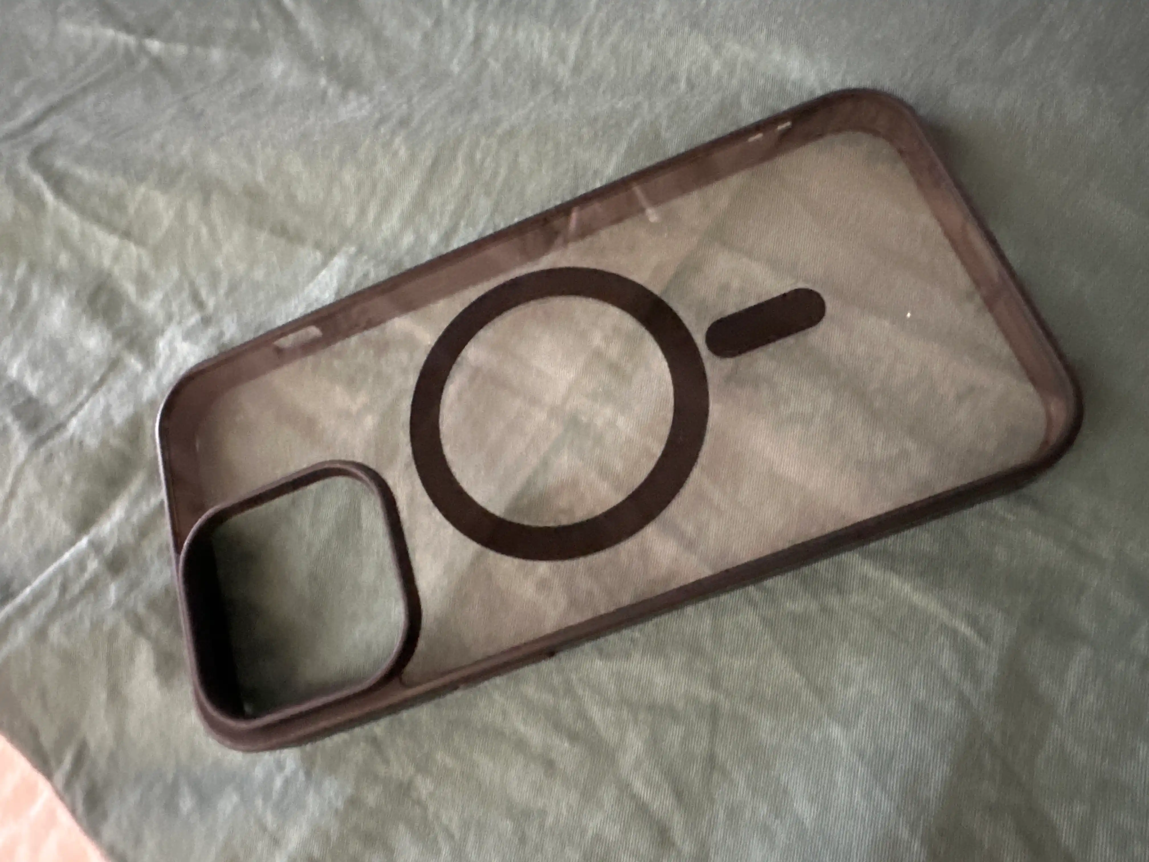 Чехол для iPhone 15