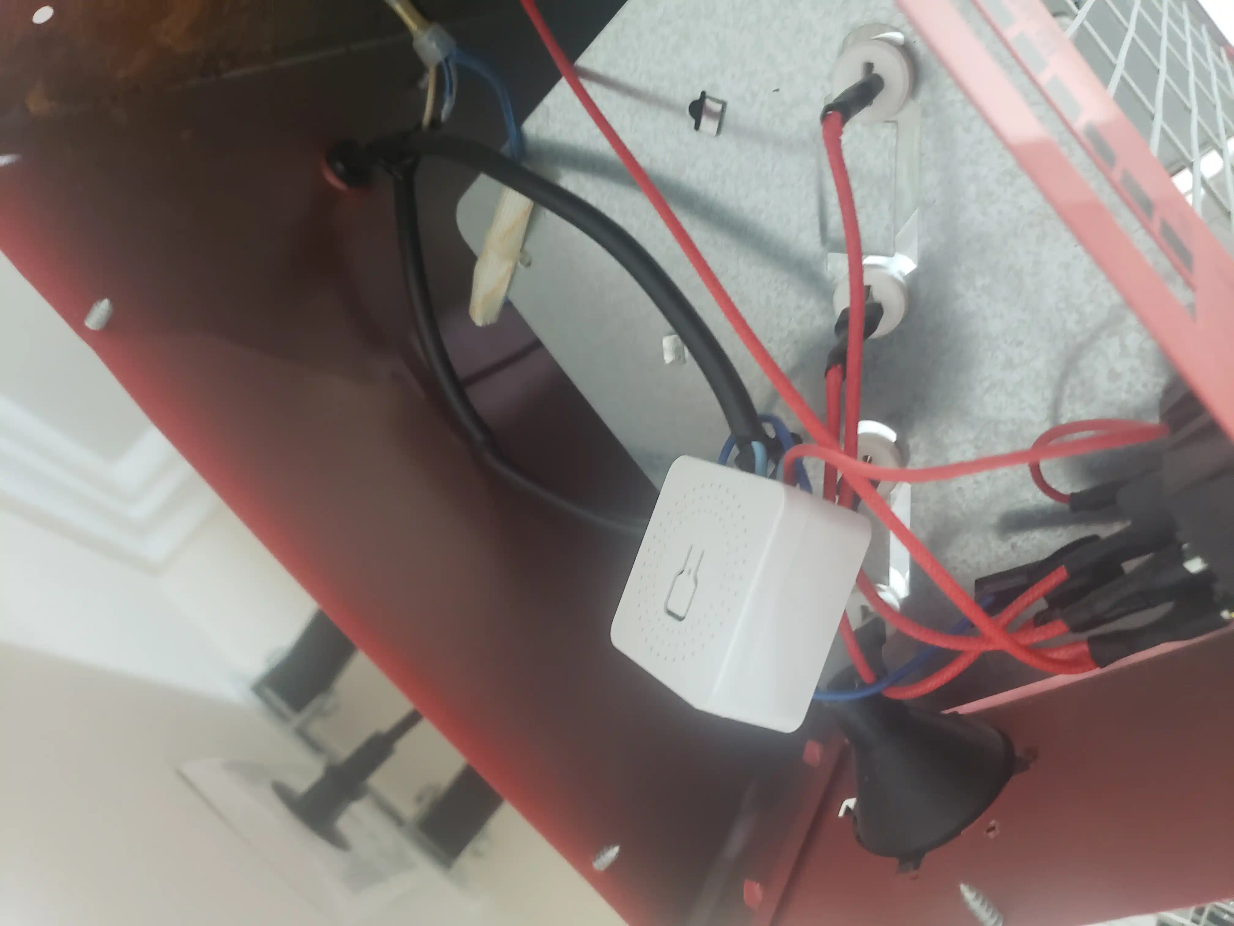 Умное реле Tuya Wifi Smart Switch: контроль устройств через Wi-Fi с Яндекс Алисой