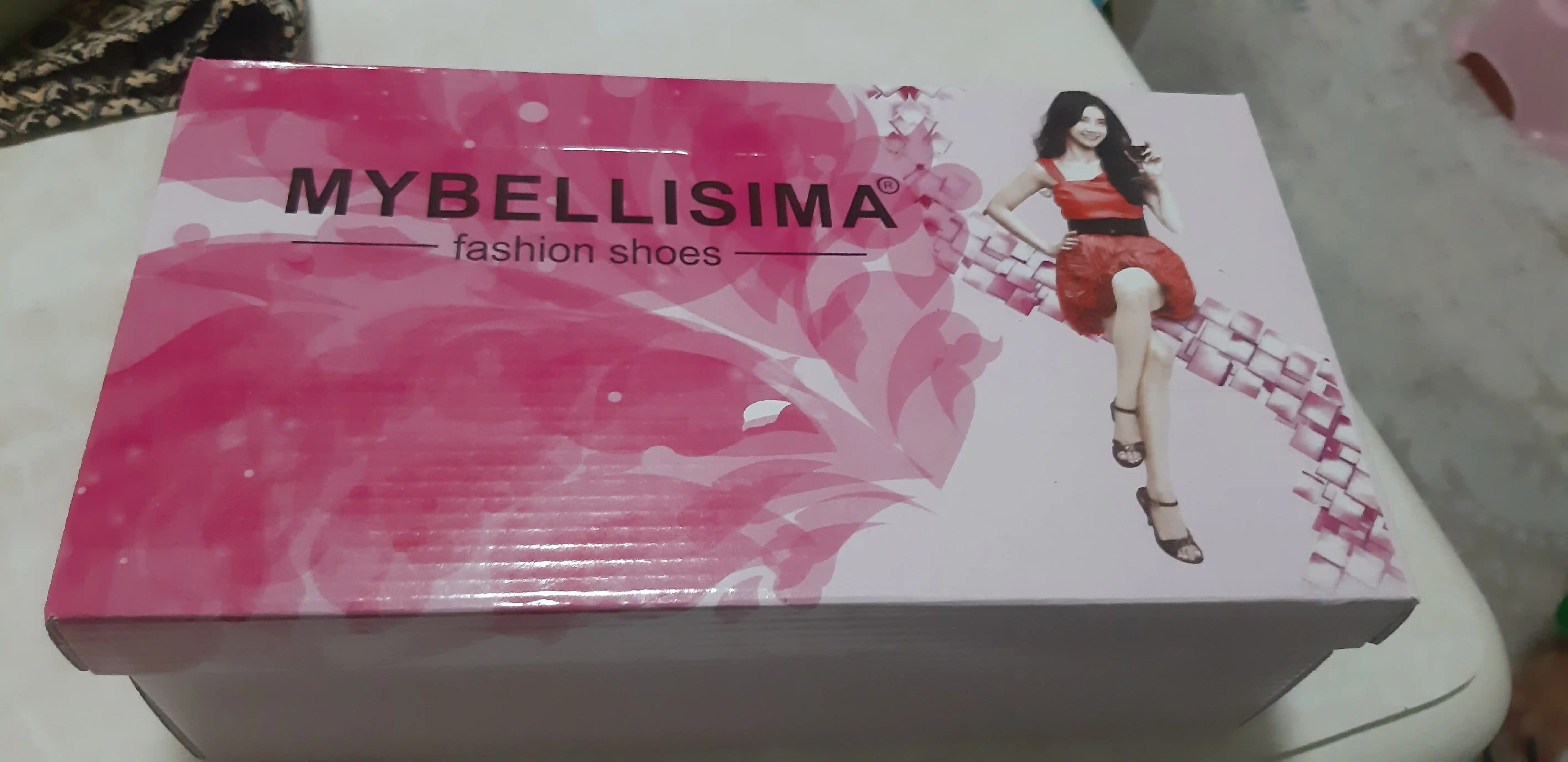 BELLISIMA 935-2W‘ sun’iy charmli ayollar tuflisi, 4 sm poshna, 3 rang, 36–40