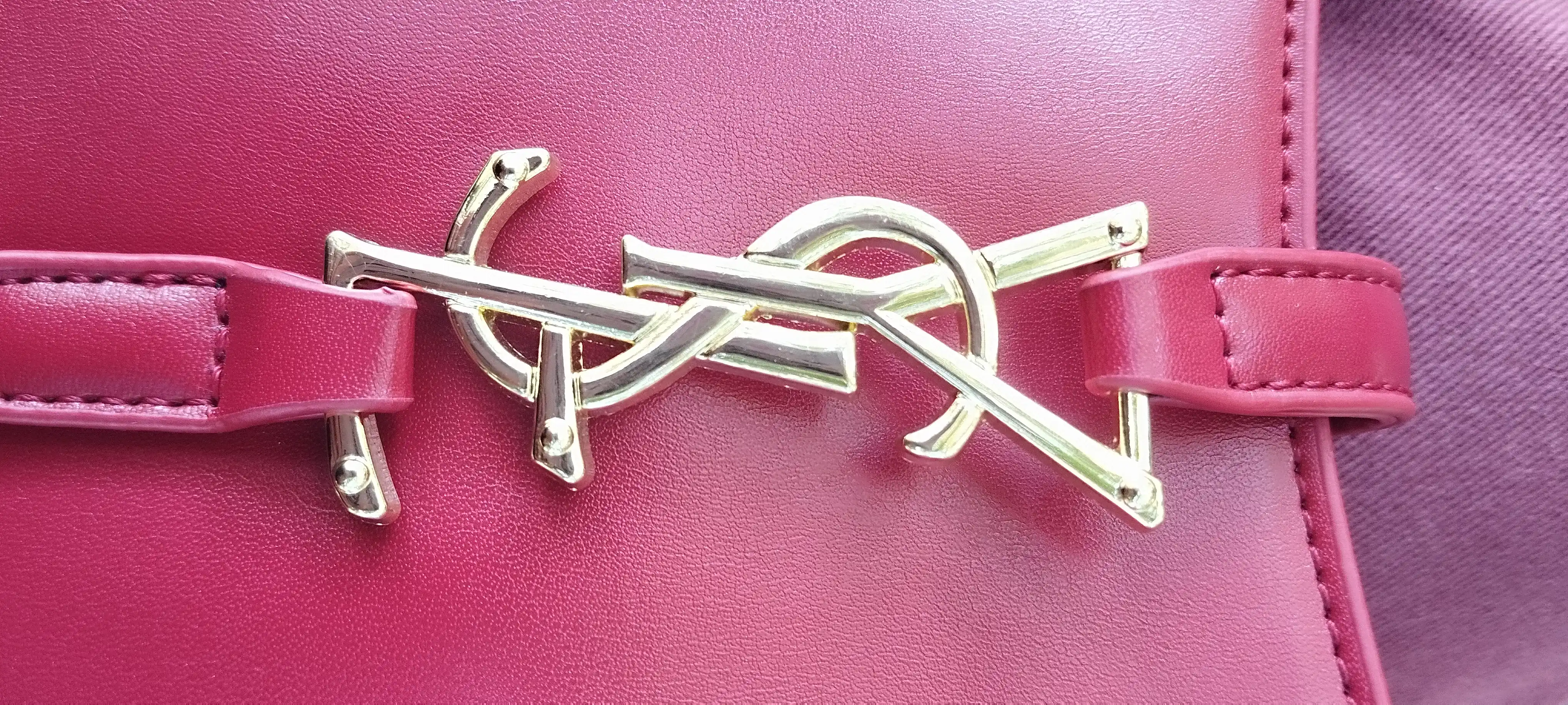 Женская сумка через плечо YSL