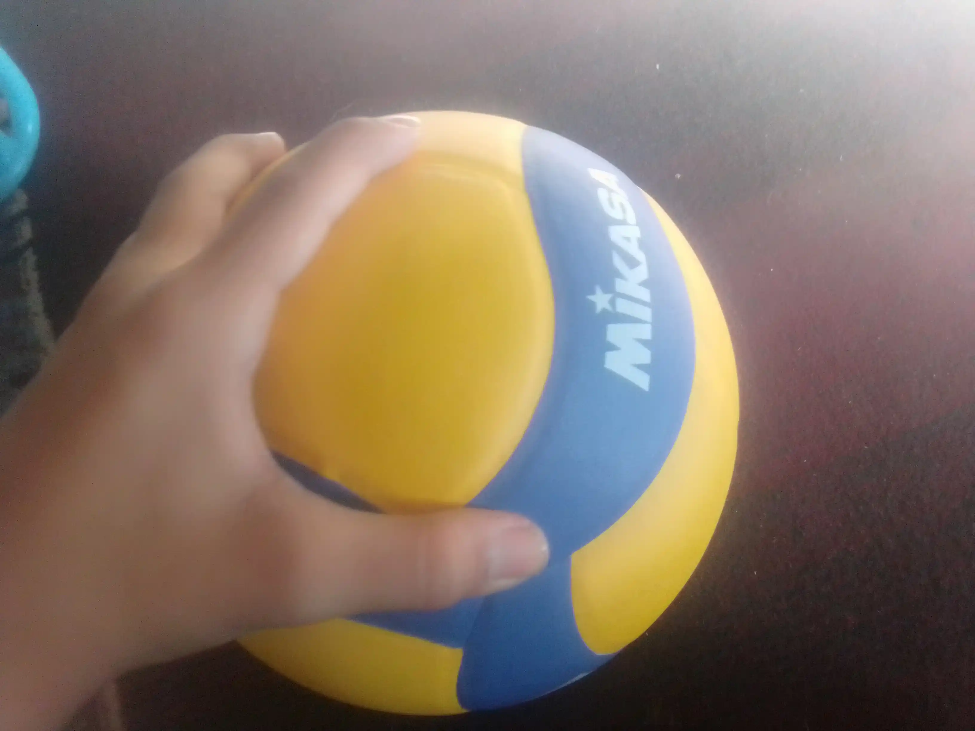 Voleybol to'pi Mikasa