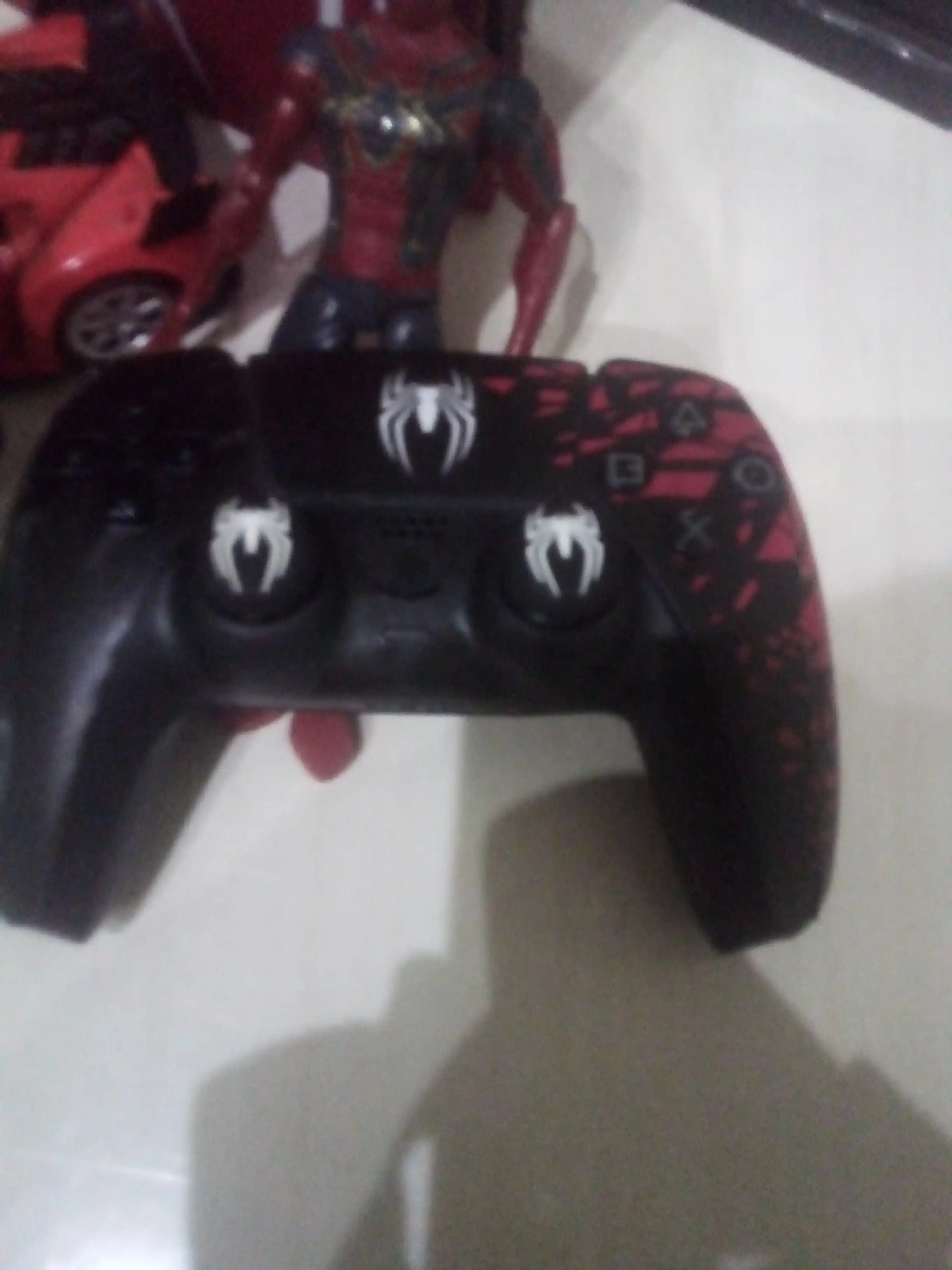 Накладки на стики джойстика Spiderman для Playstation PS3/ PS4/ PS5 / Xbox, 2 шт