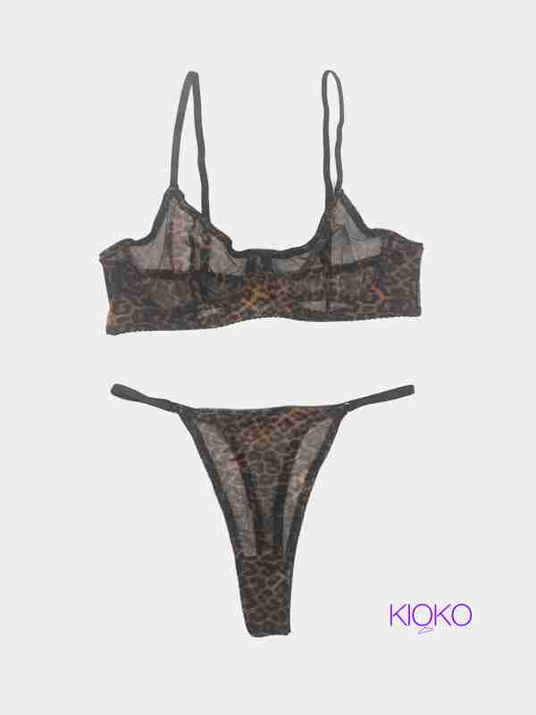 Joymii ichida porno hd Hojatxonada Dikni sorayotgan fohishalarning fotosuratlari