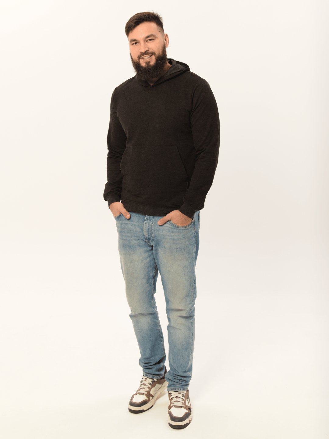 Jinsiy aloqada bolgan multfilmlar Xotinimga meni sikishiga ruxsat berdim.