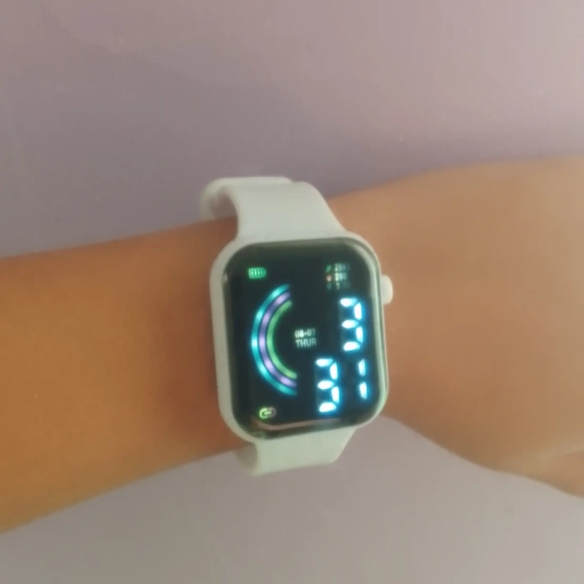 Led ekranli, sensorli bolalar qo'l soati