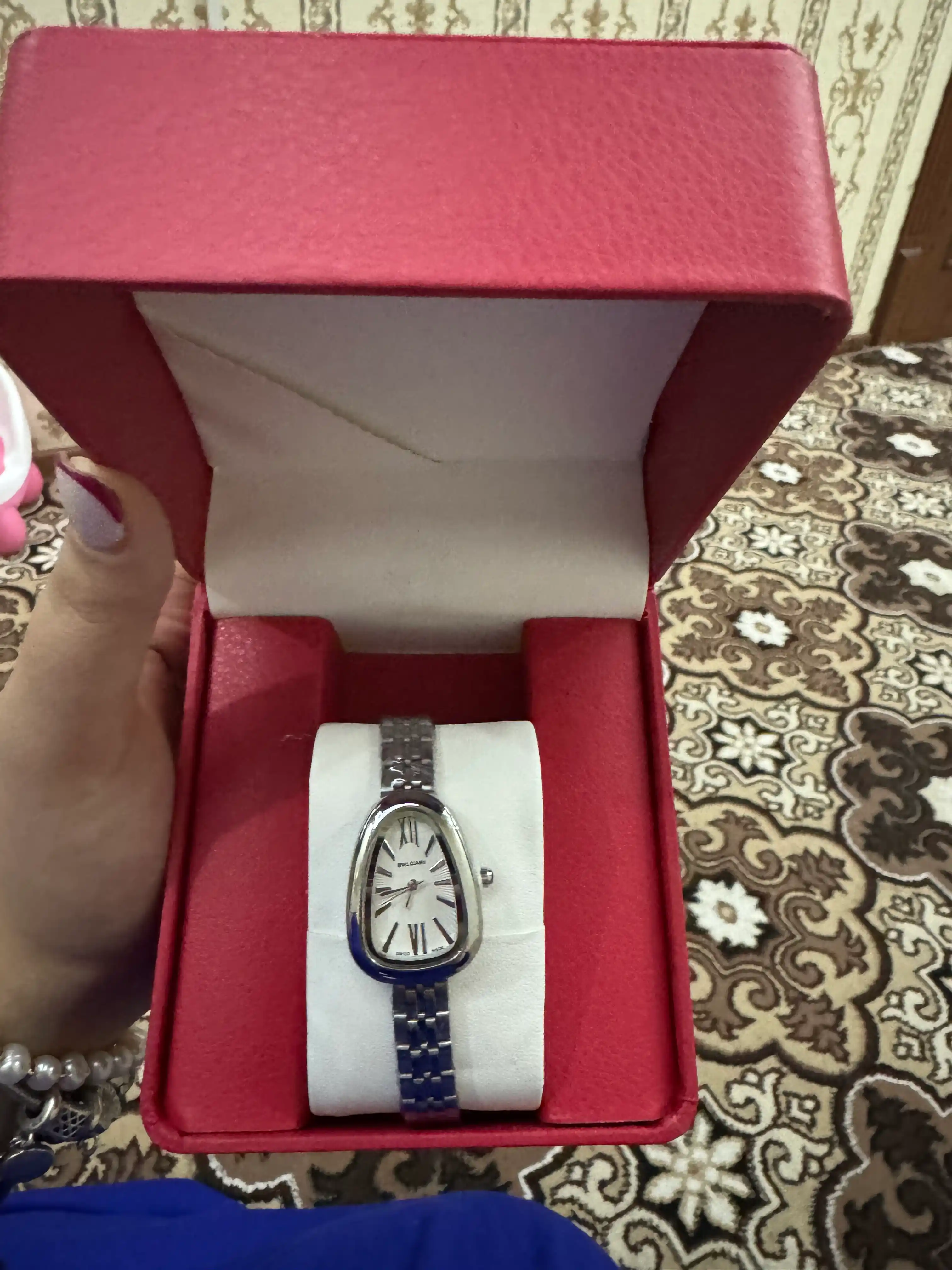 Женские наручные часы BVLGARI на любой стиль, в подарочной упаковке