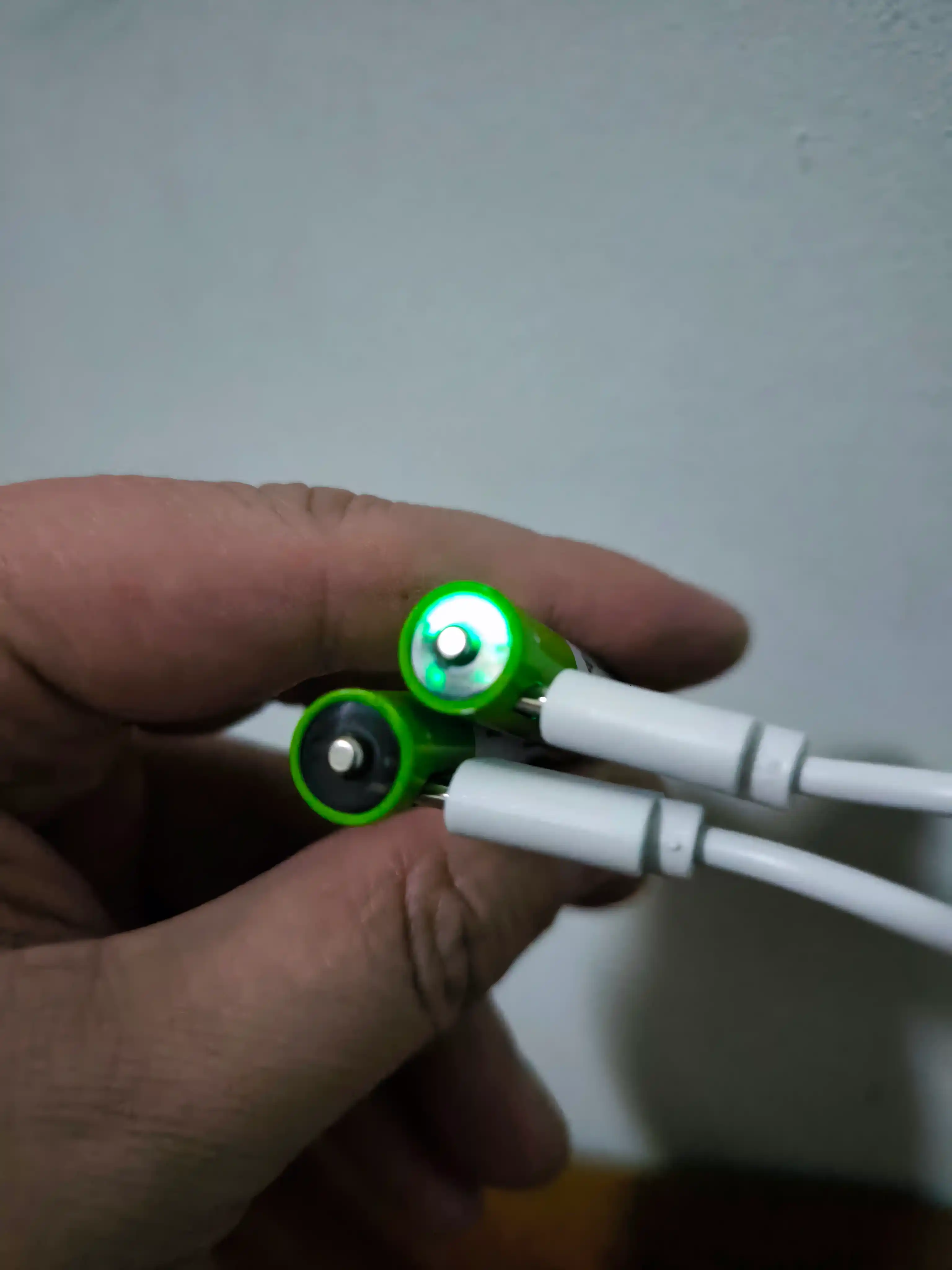Qayta zaryadlanuvchi batareyalar AA/AAA, USB zaryadlovchi Type-C