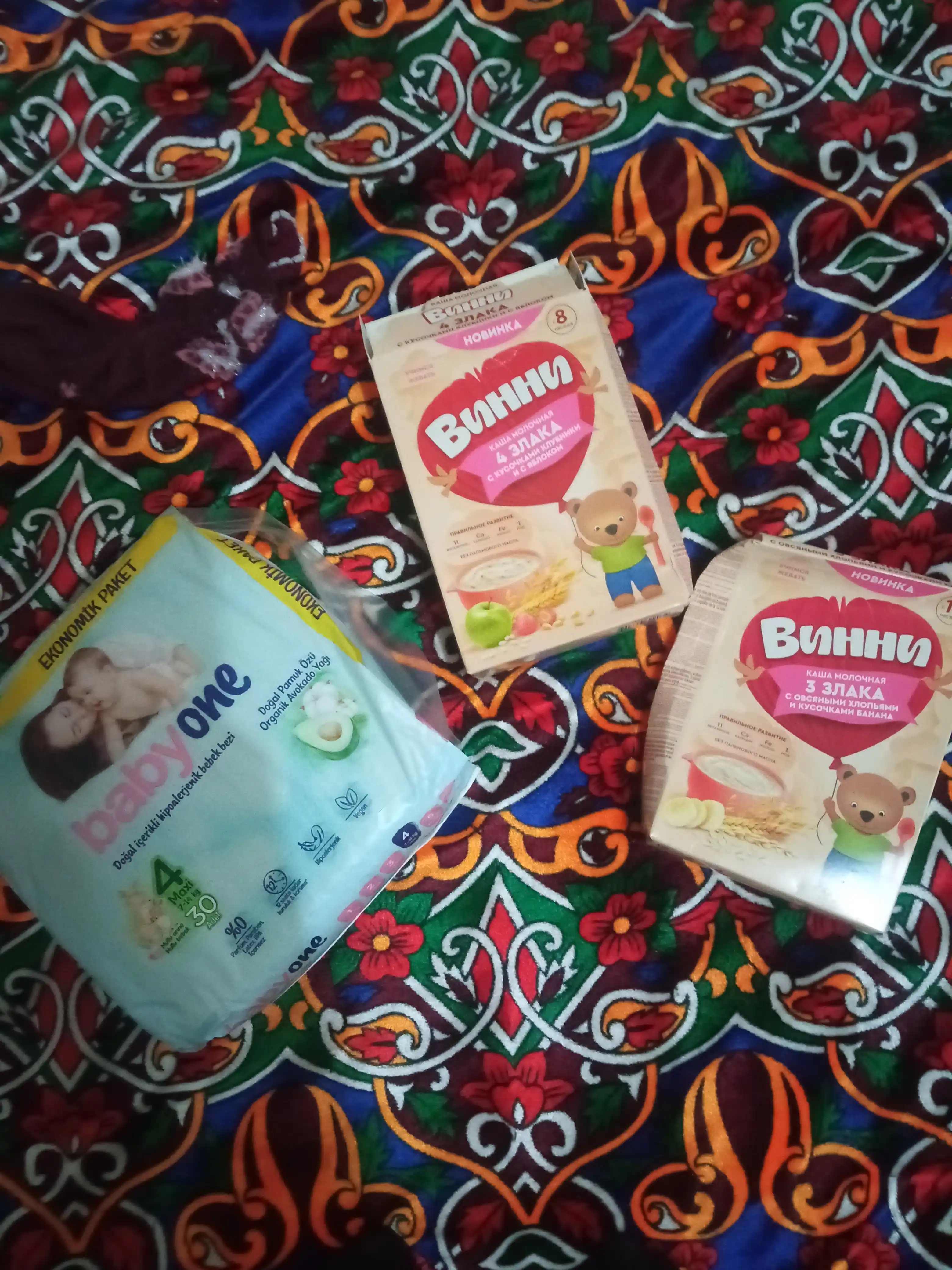 Vinni sutli bo‘tqasi, quruq, 3 ta boshoqli don bilan suli yormasi va banan aralash, 200 g