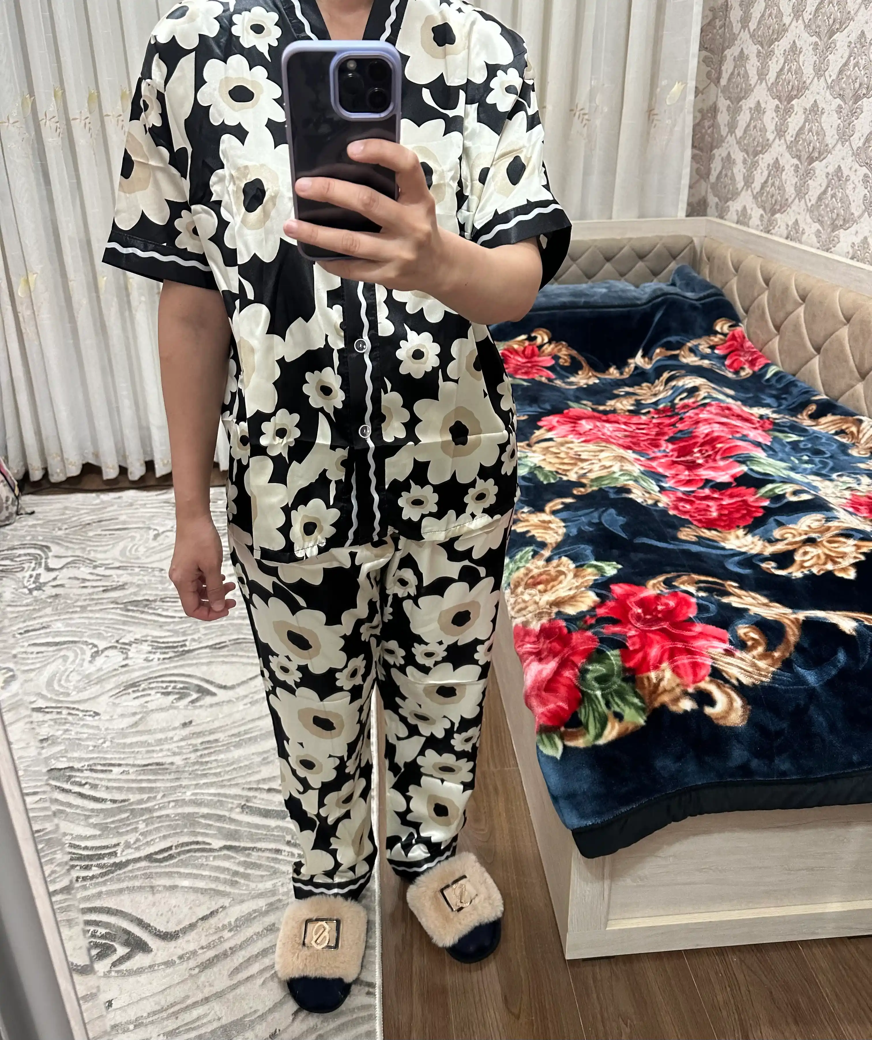 Ayollar pijama to'plami