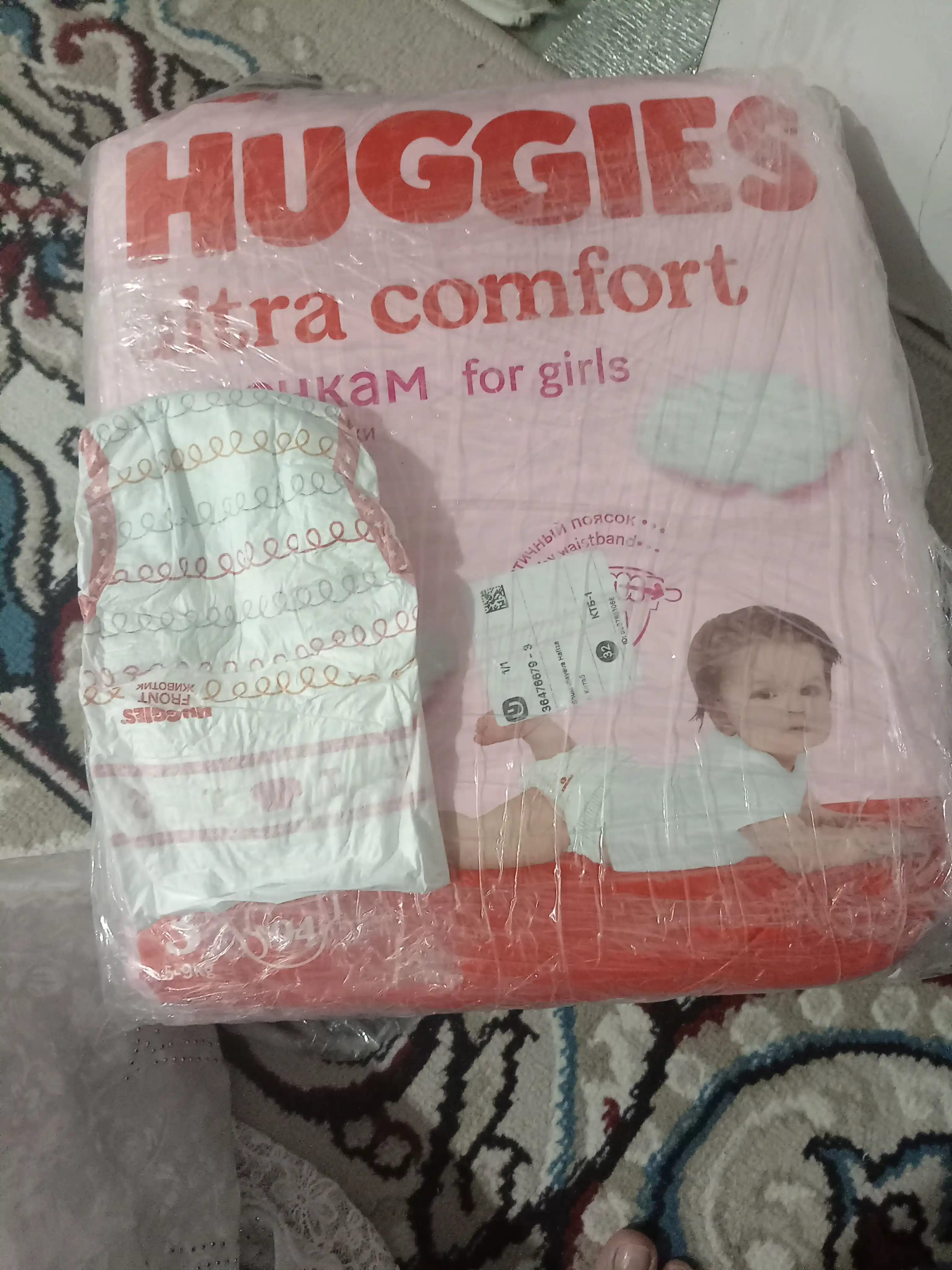 Подгузники Huggies Ultra Comfort для девочек 5-9кг, 3 размер, 94 шт
