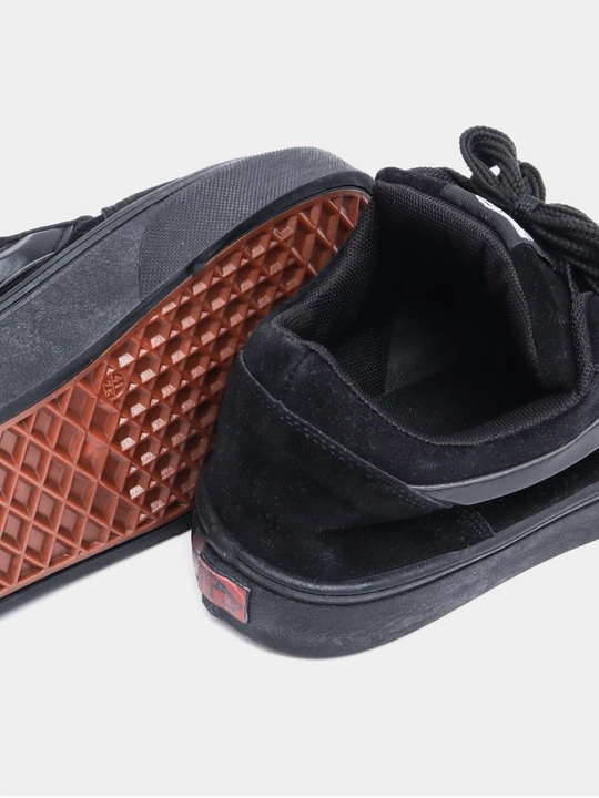 Мужские кроссовки VANS, покупайте на 1 размер больше