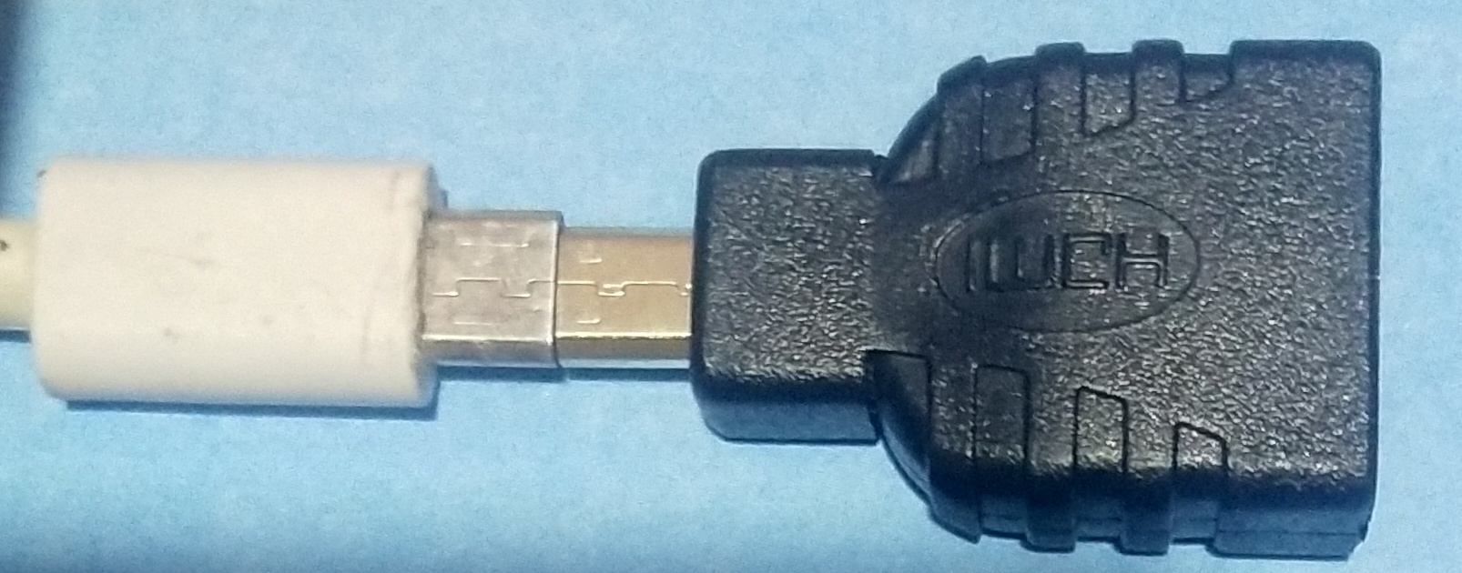 Mikro HDMI adapteri