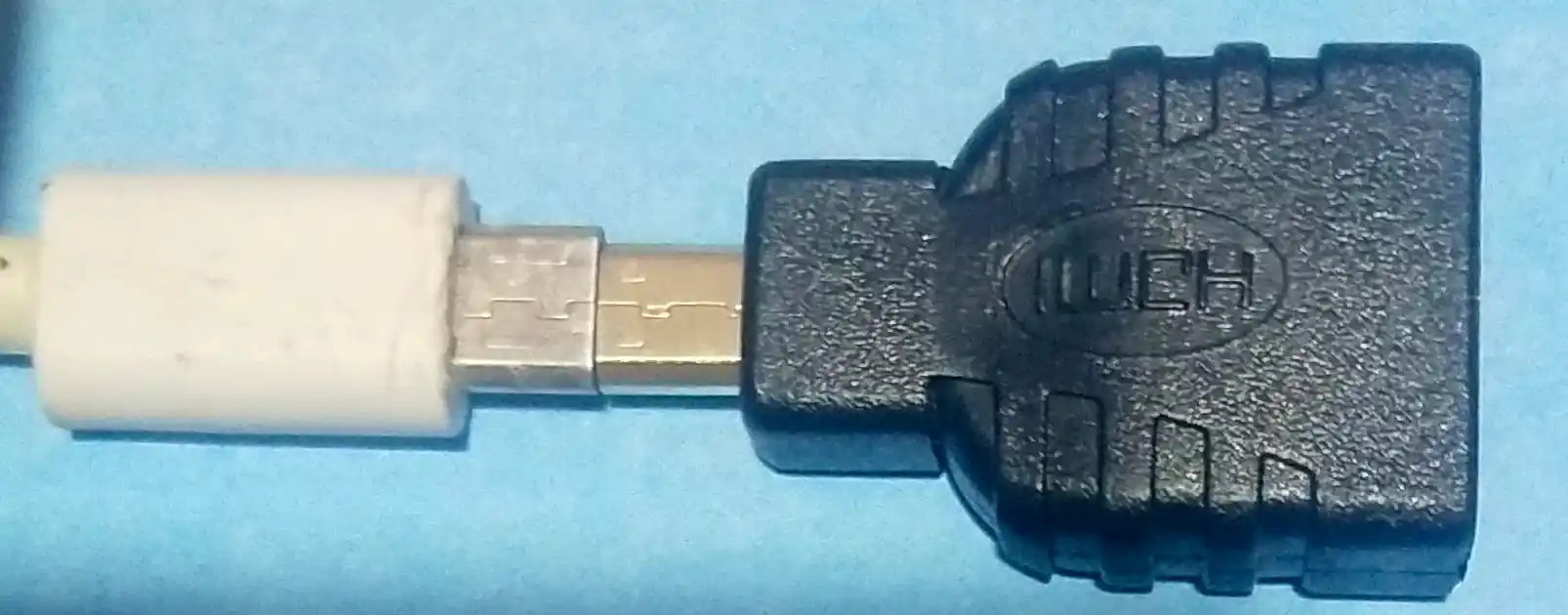 Mikro HDMI adapteri