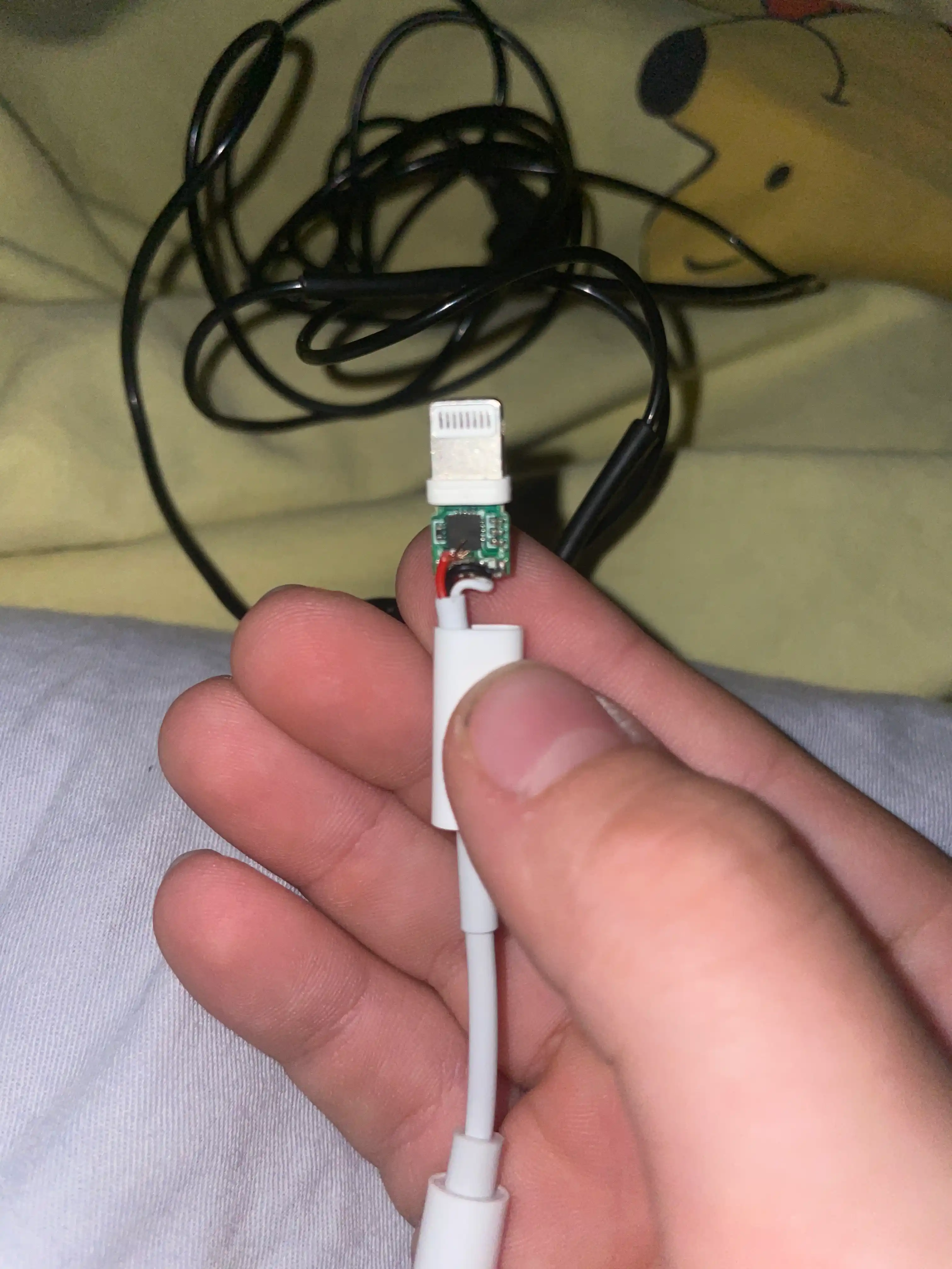 Adapter Samsung va iPhone uchun,Type-C va Lighting audio-ulagich,AUX va quloqchinlar uchun