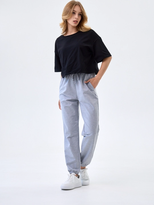 Ayollar uchun sport shimlari, jogger NEO